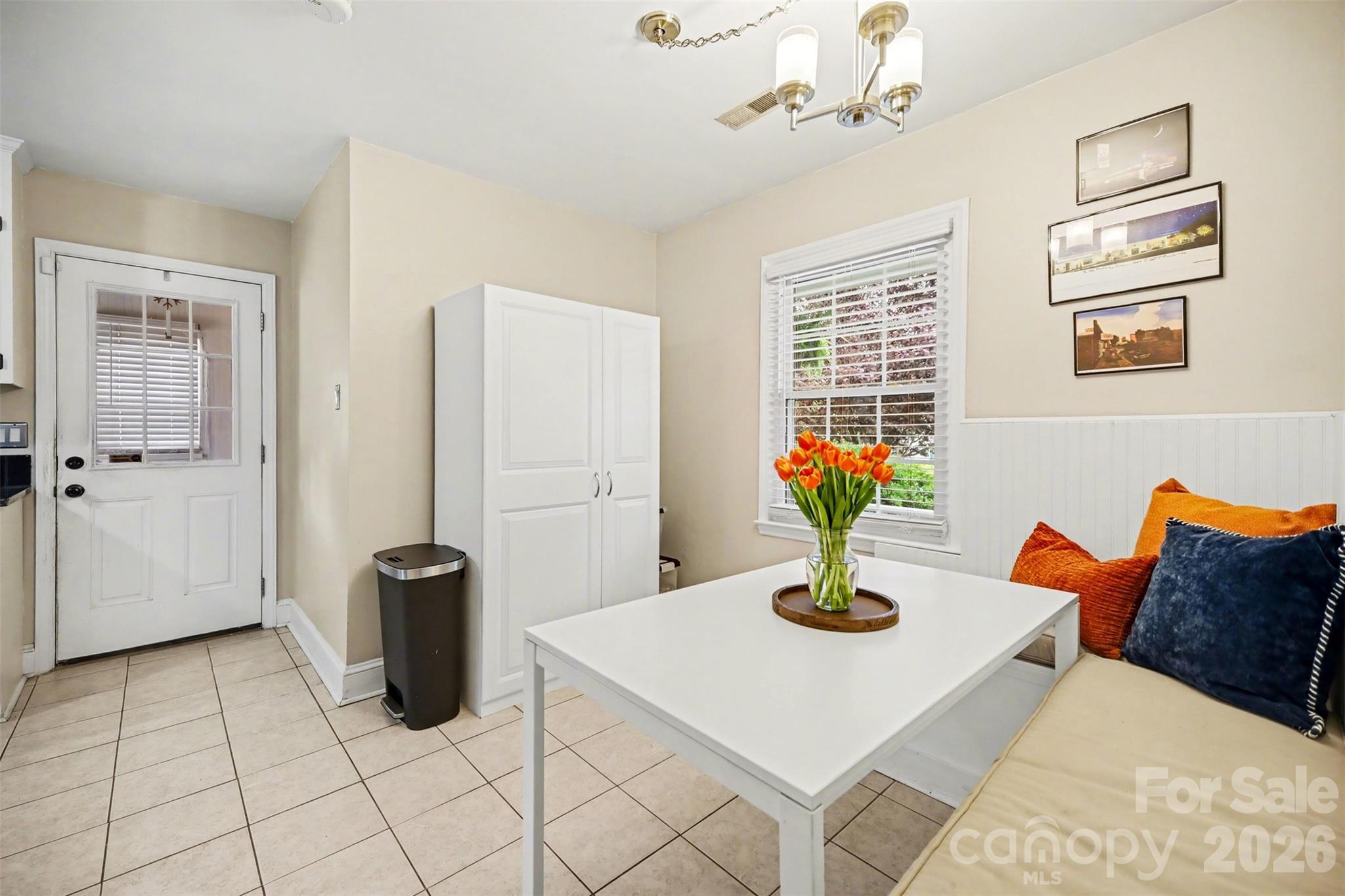 property viewer photo 12