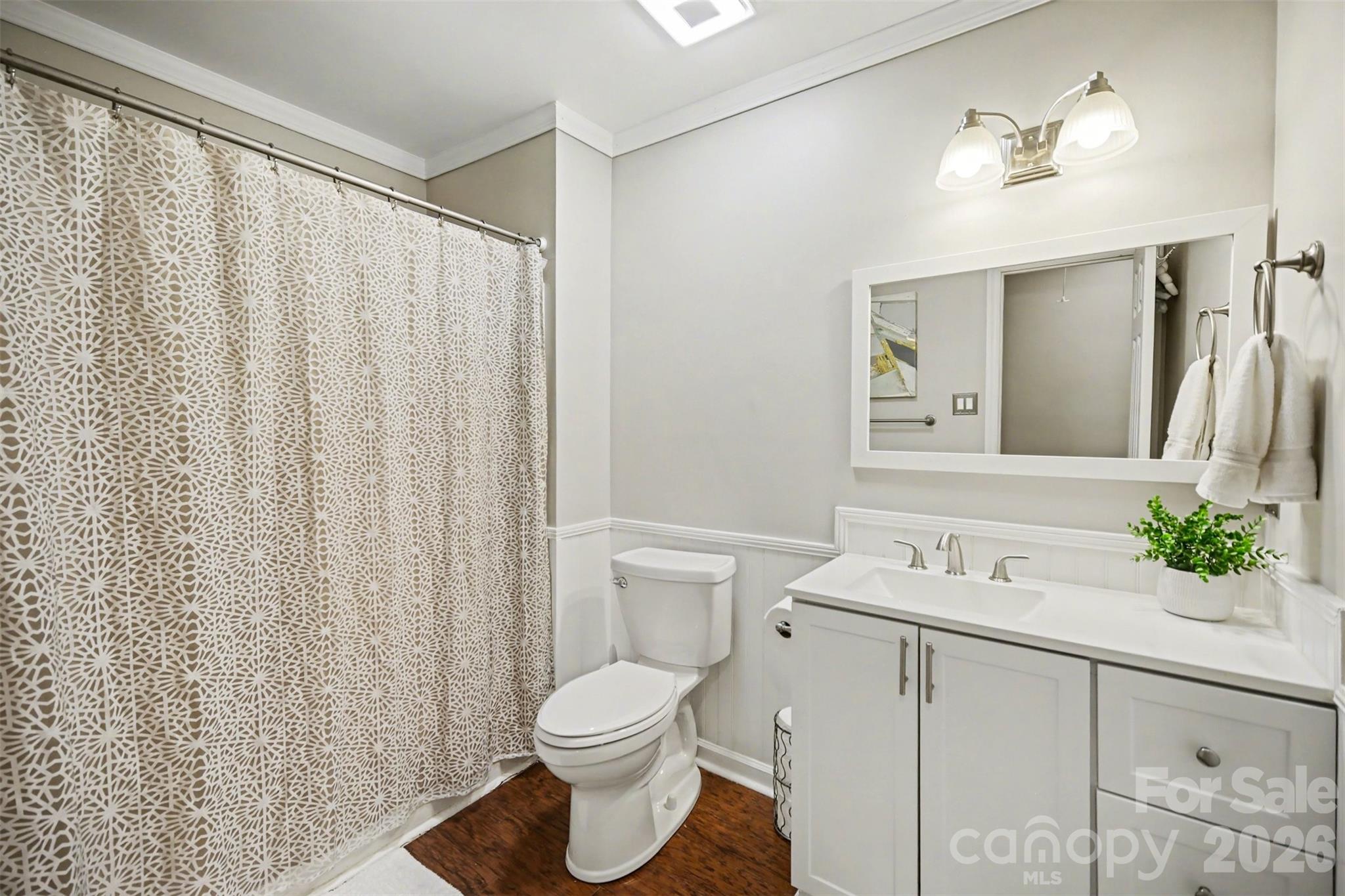 property viewer photo 19