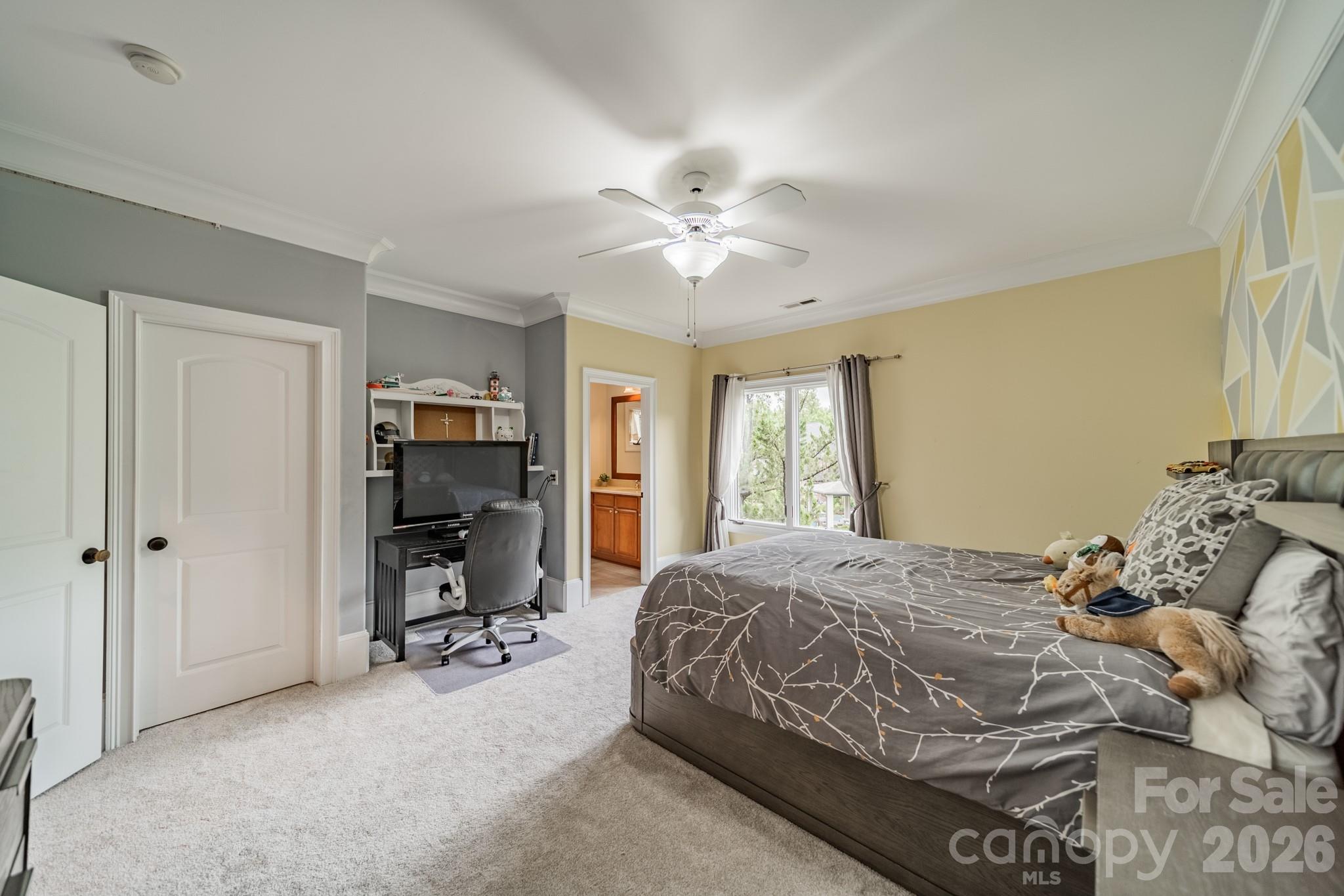 main property photo 38