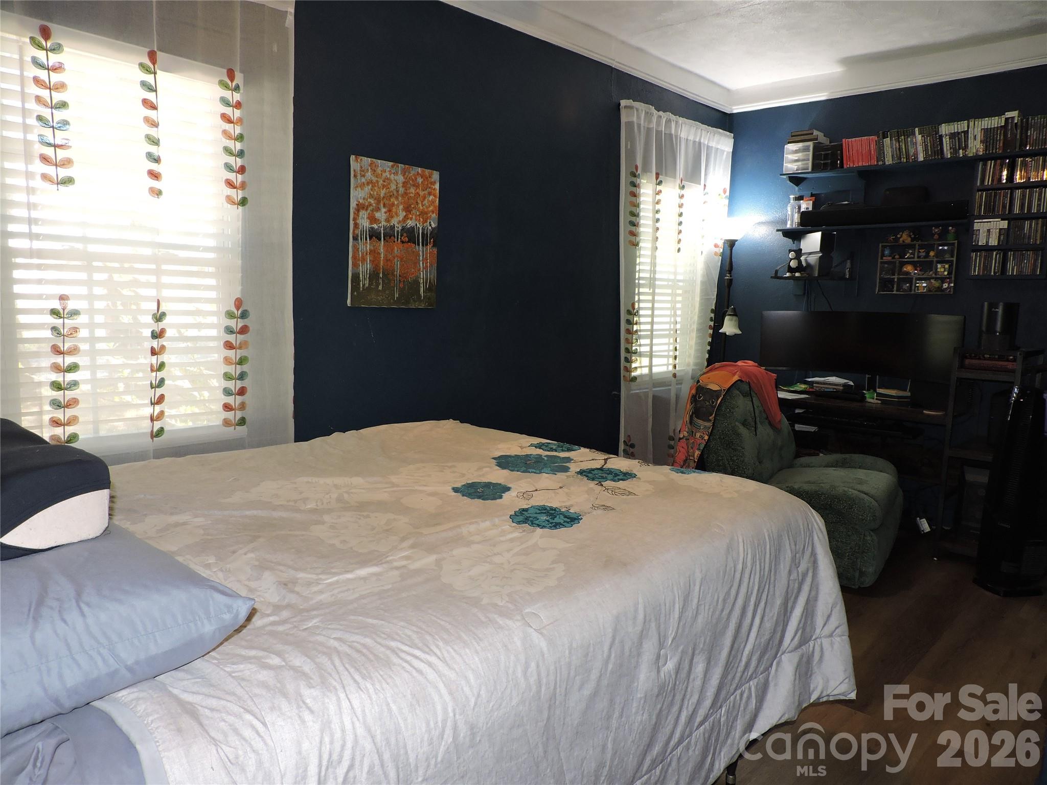 main property photo 25