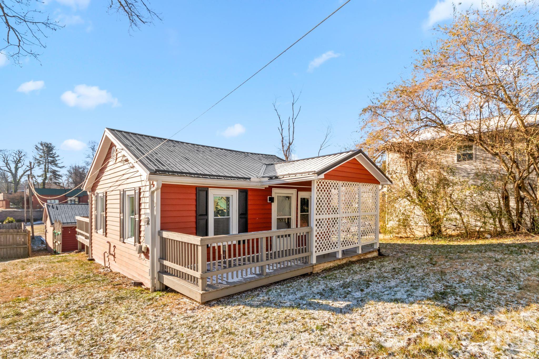 main property photo 22