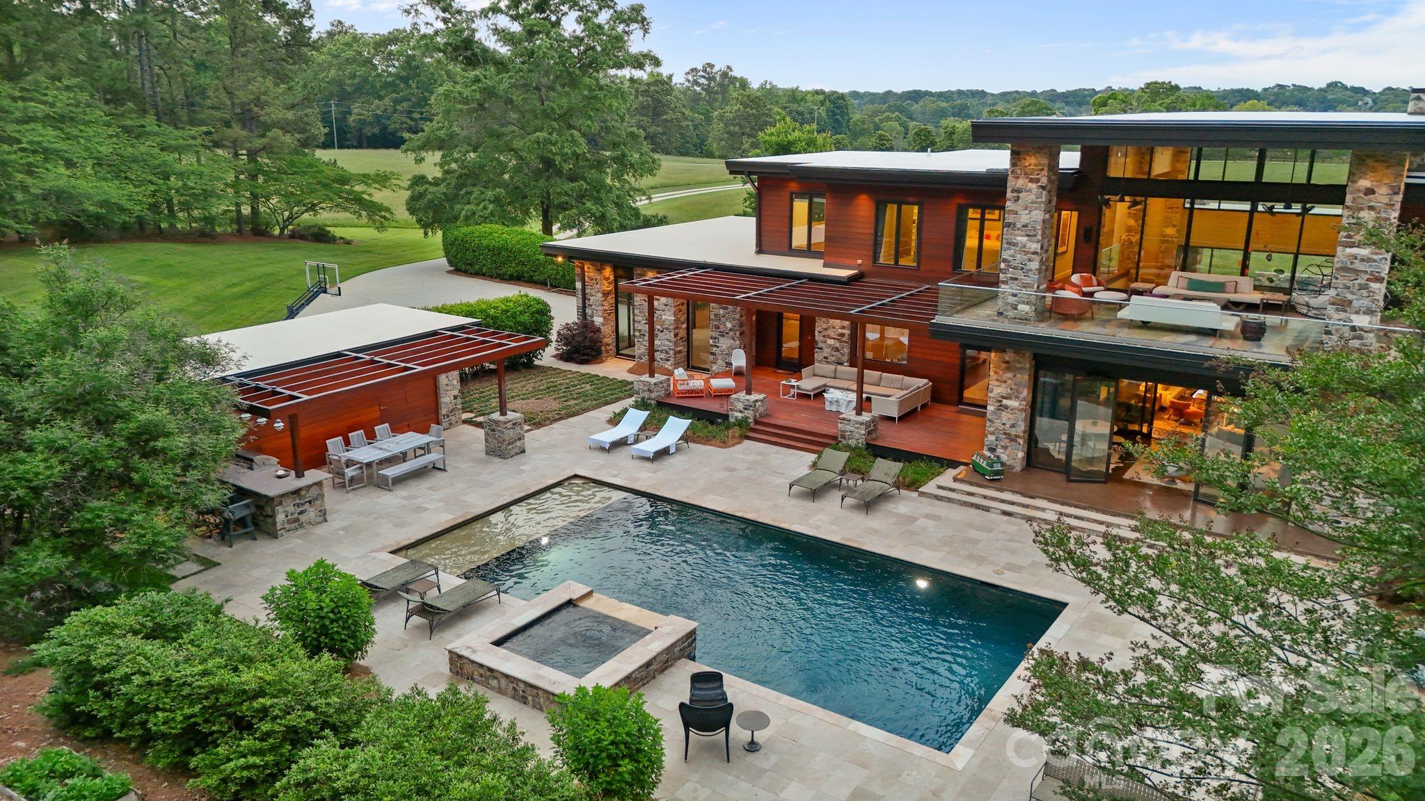 main property photo 42