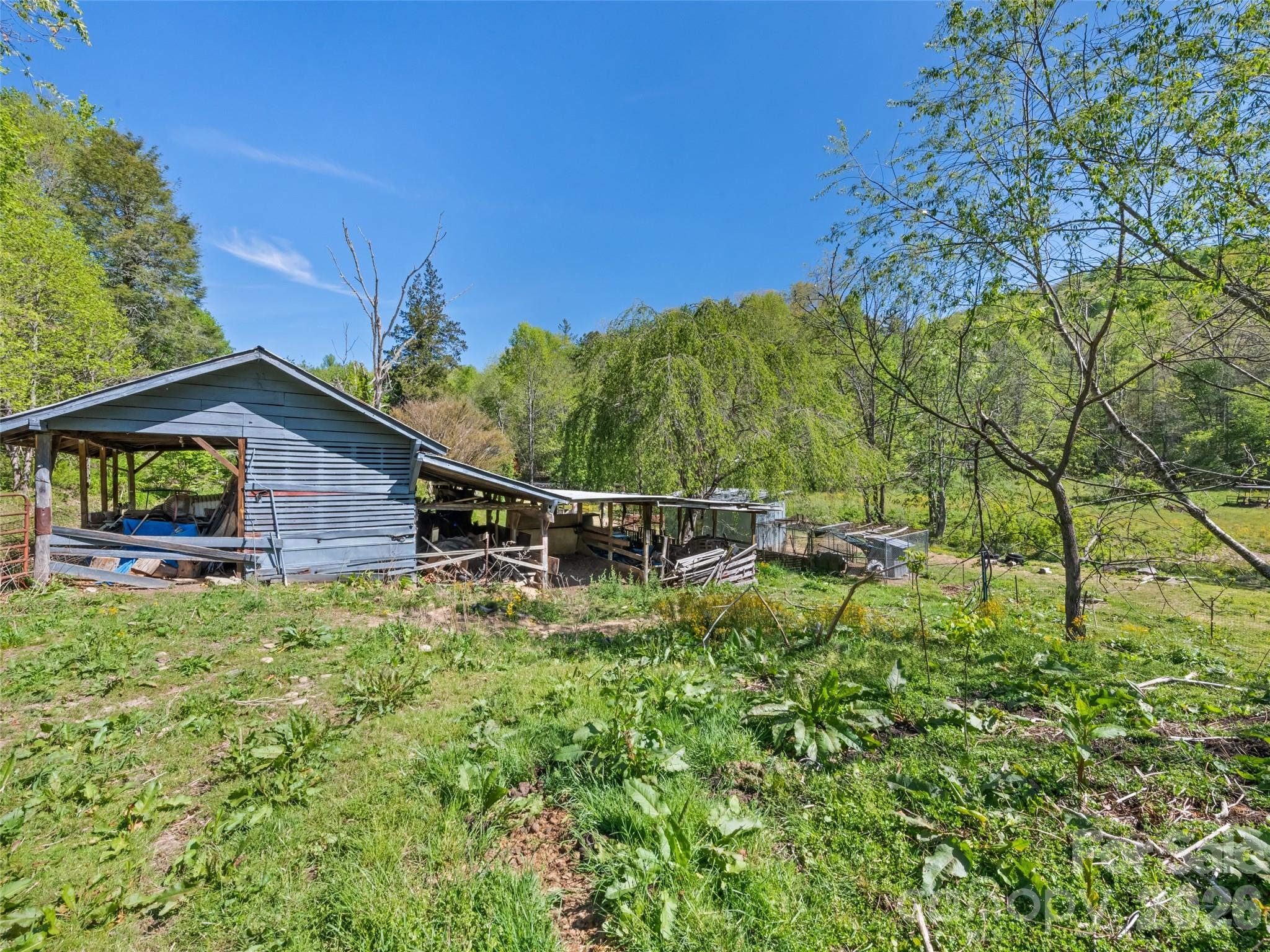 main property photo 21