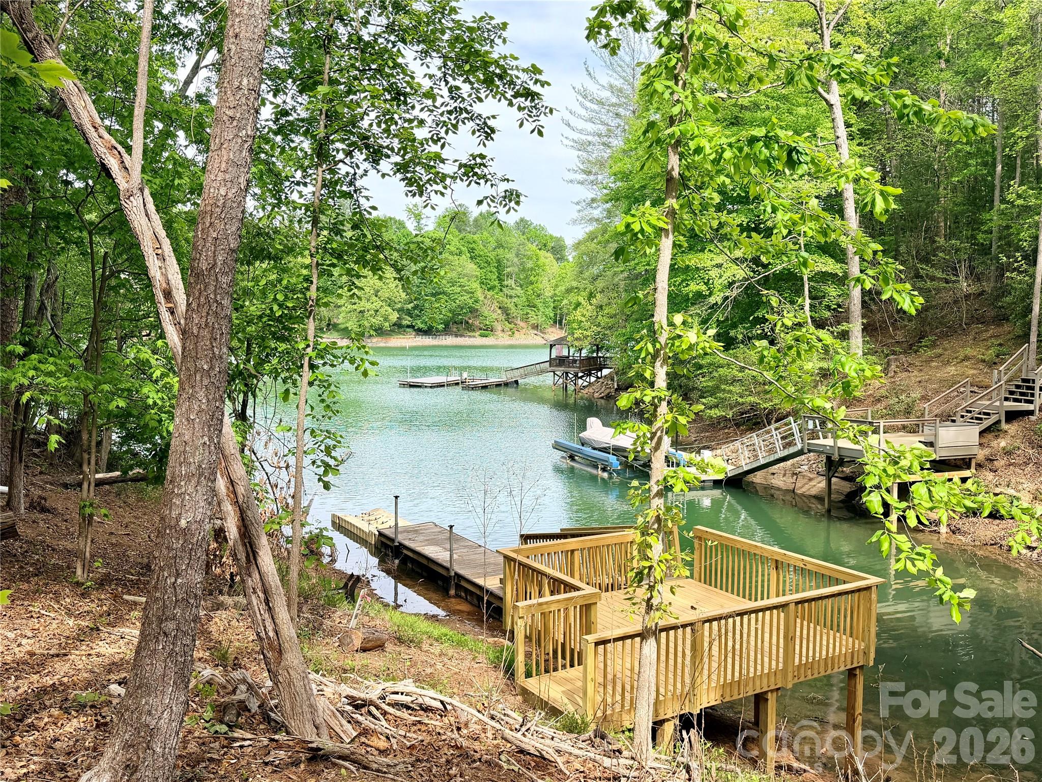 main property photo 36