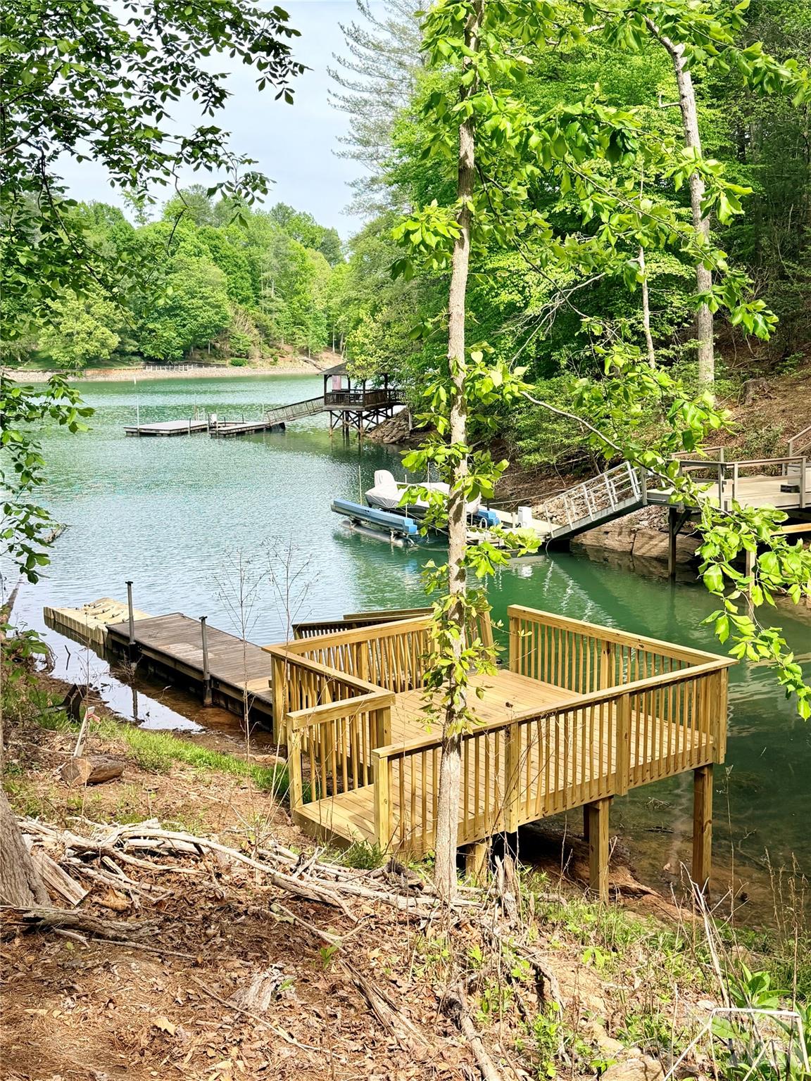 main property photo 37