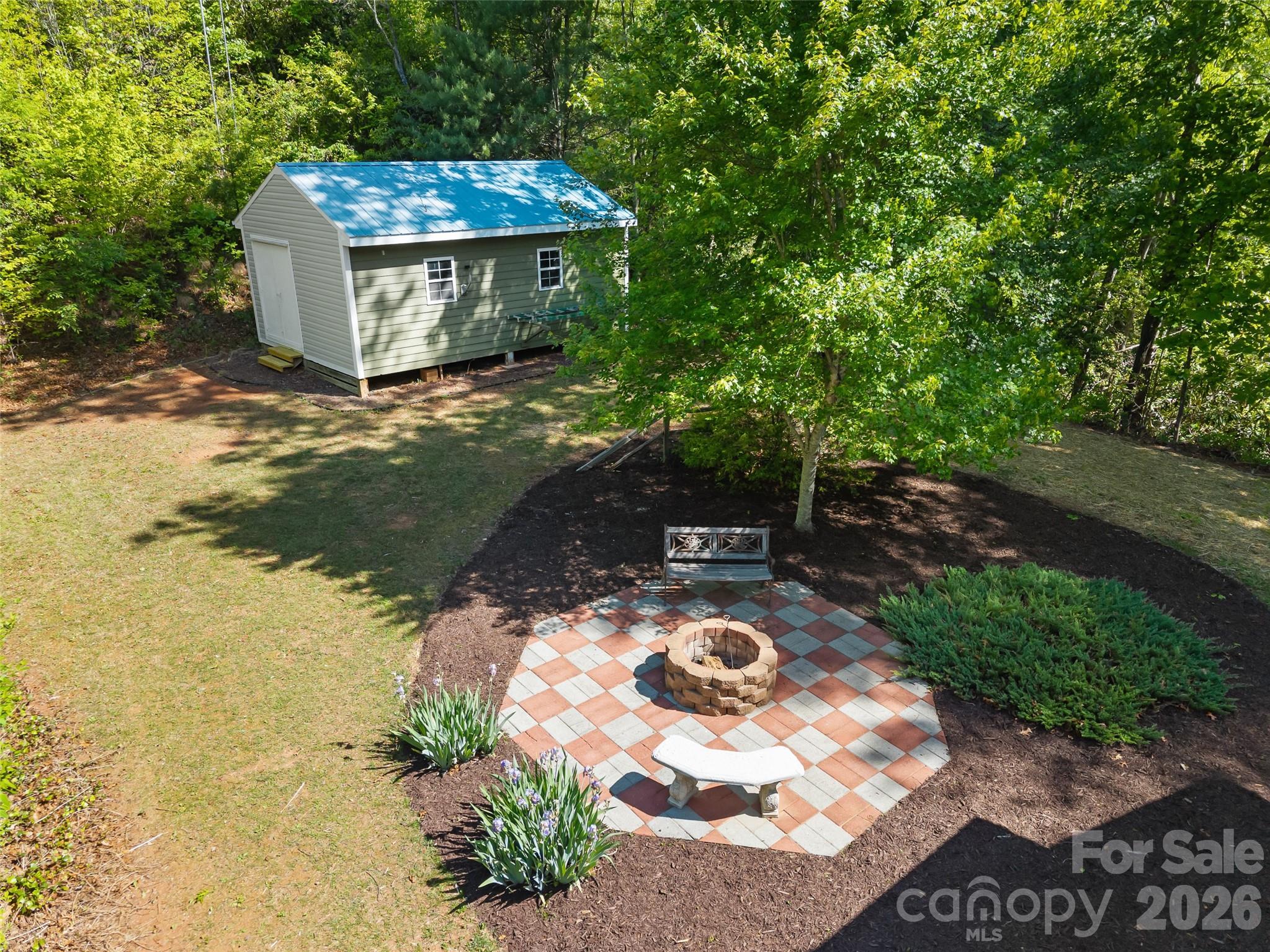 main property photo 3