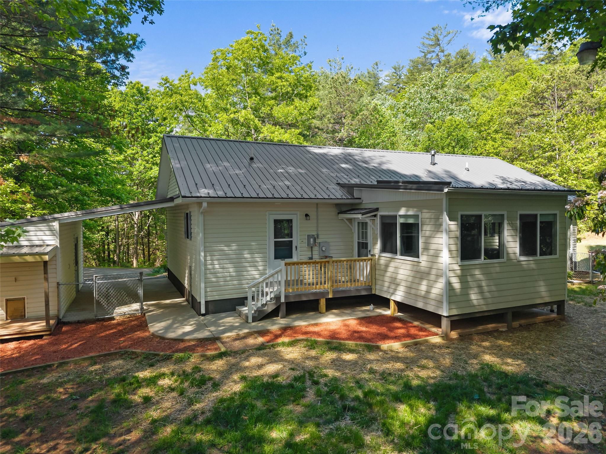 main property photo 30