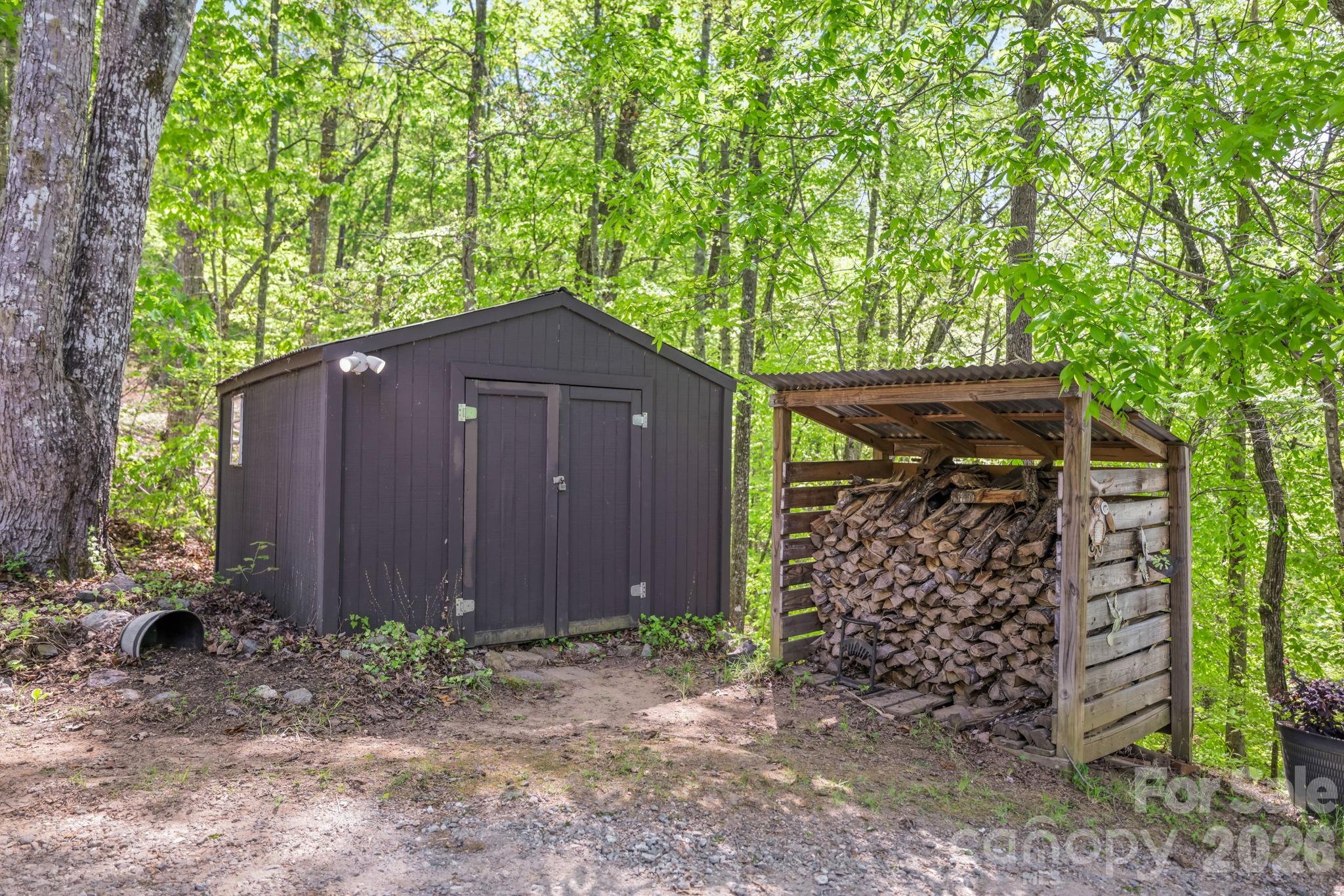 main property photo 39