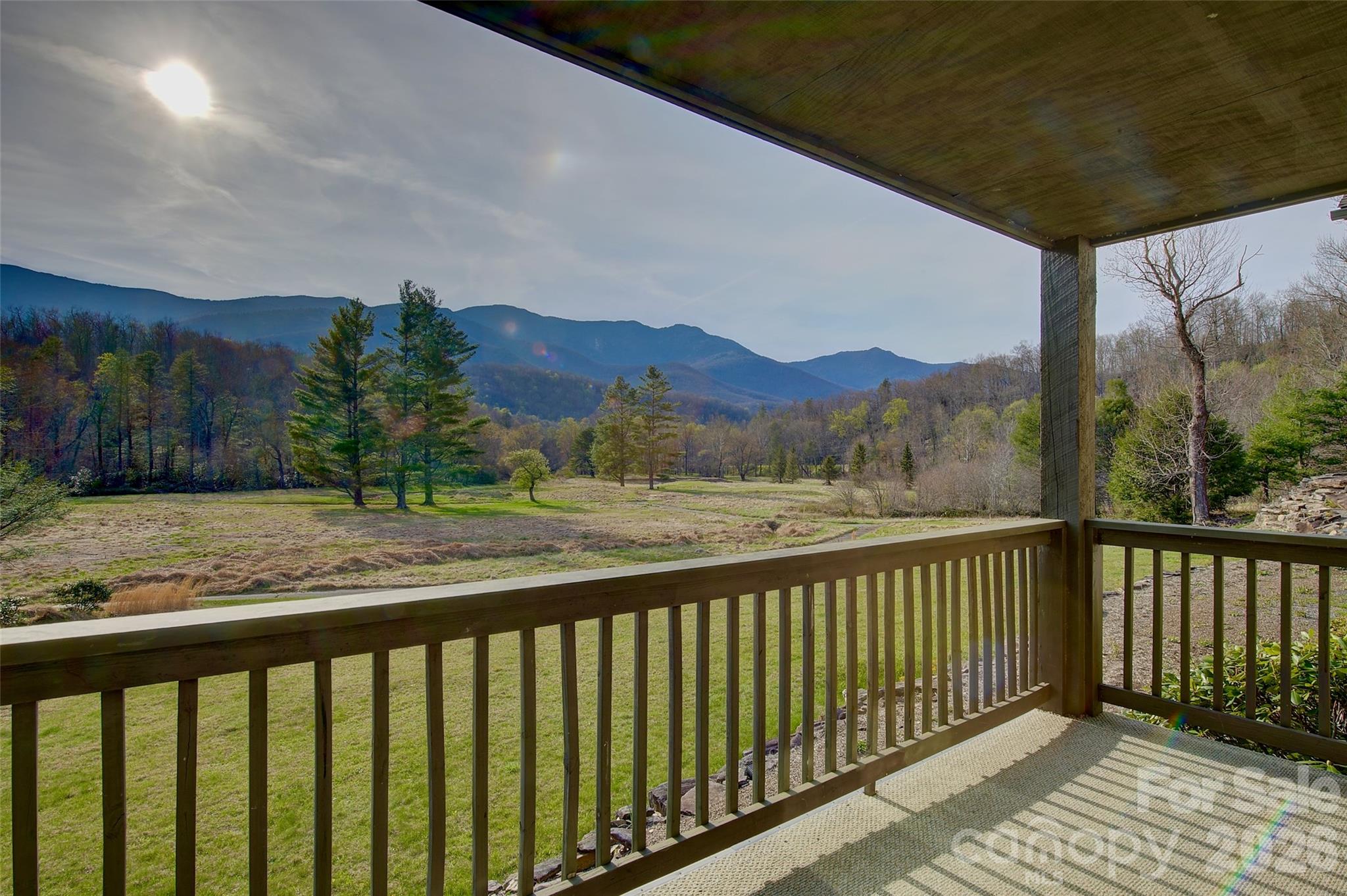main property photo 10