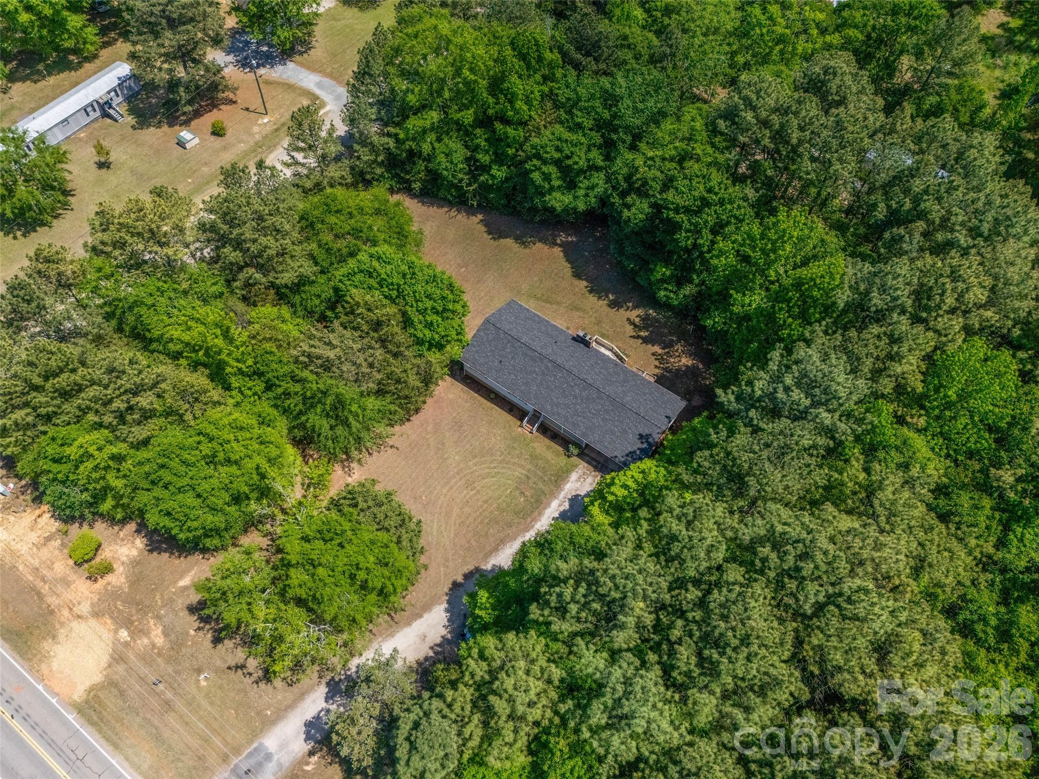 main property photo 30