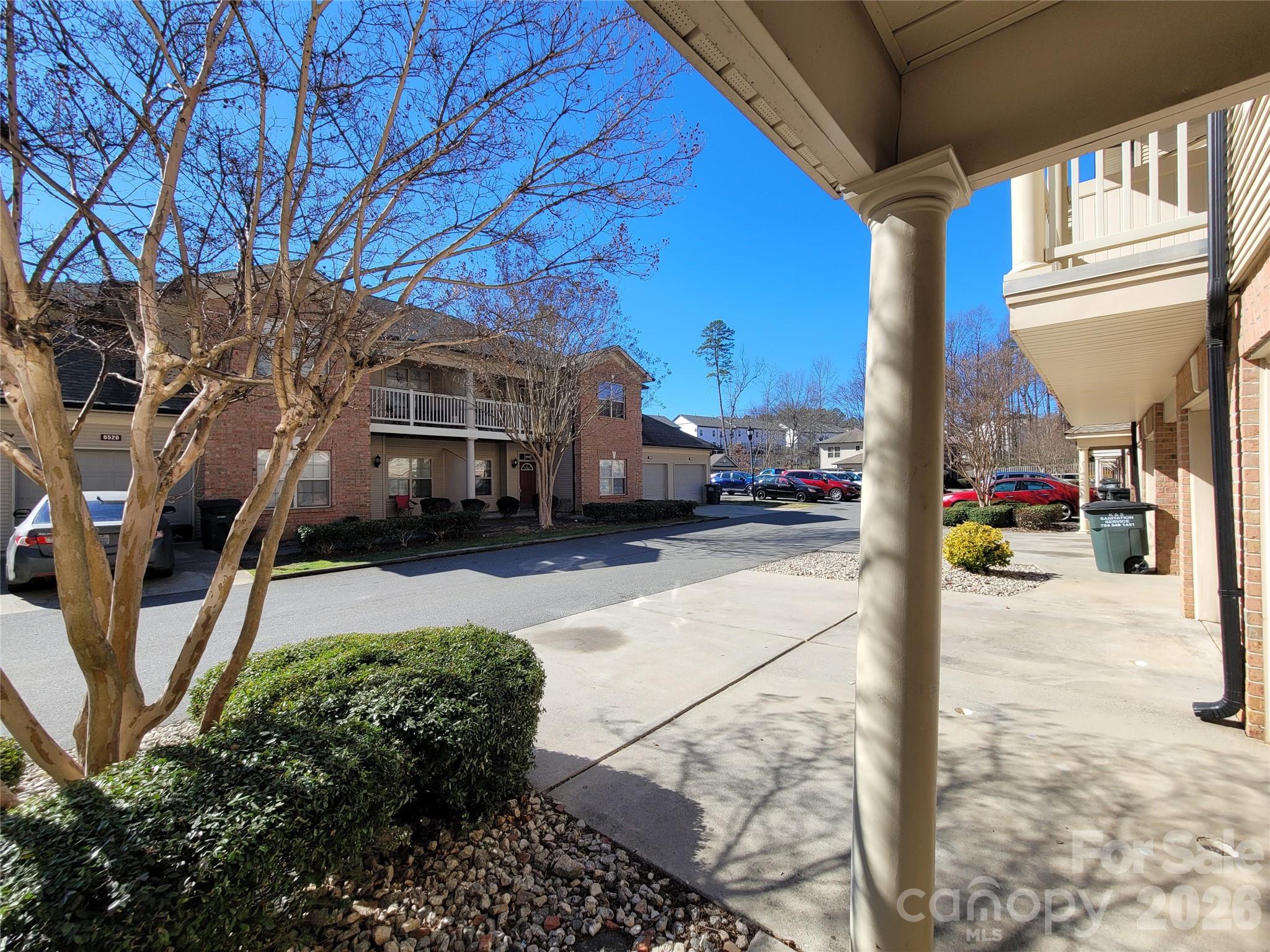 main property photo 14