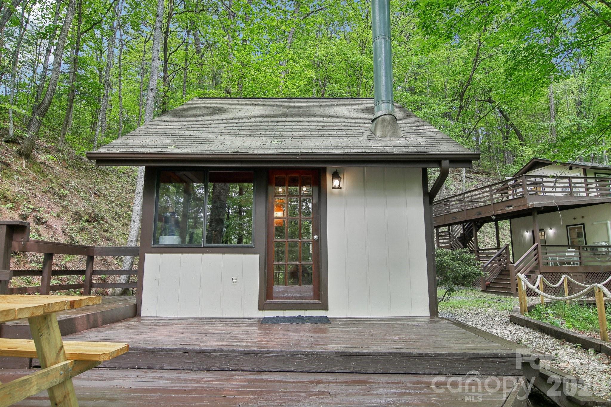 main property photo 39
