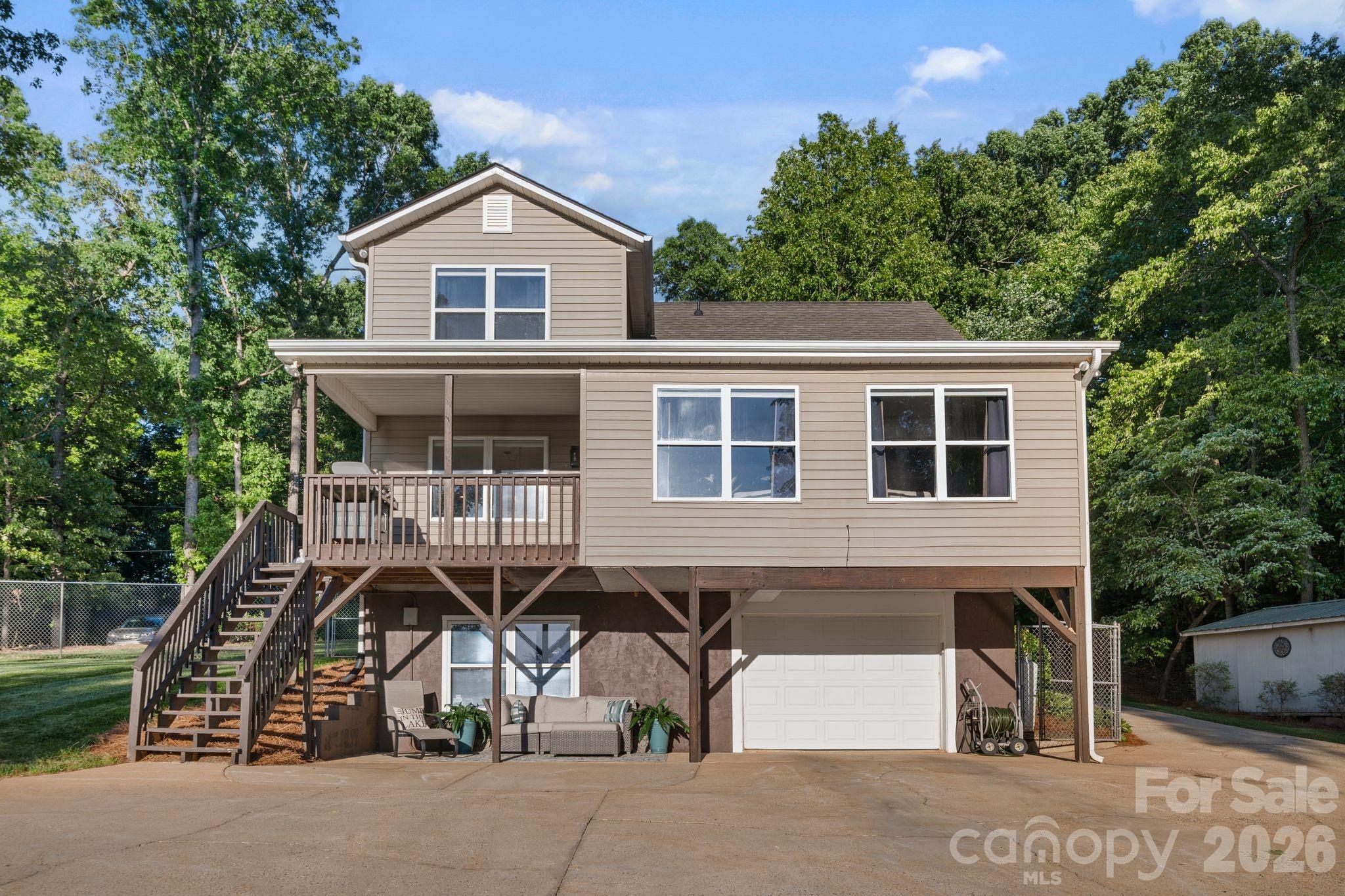 main property photo 31