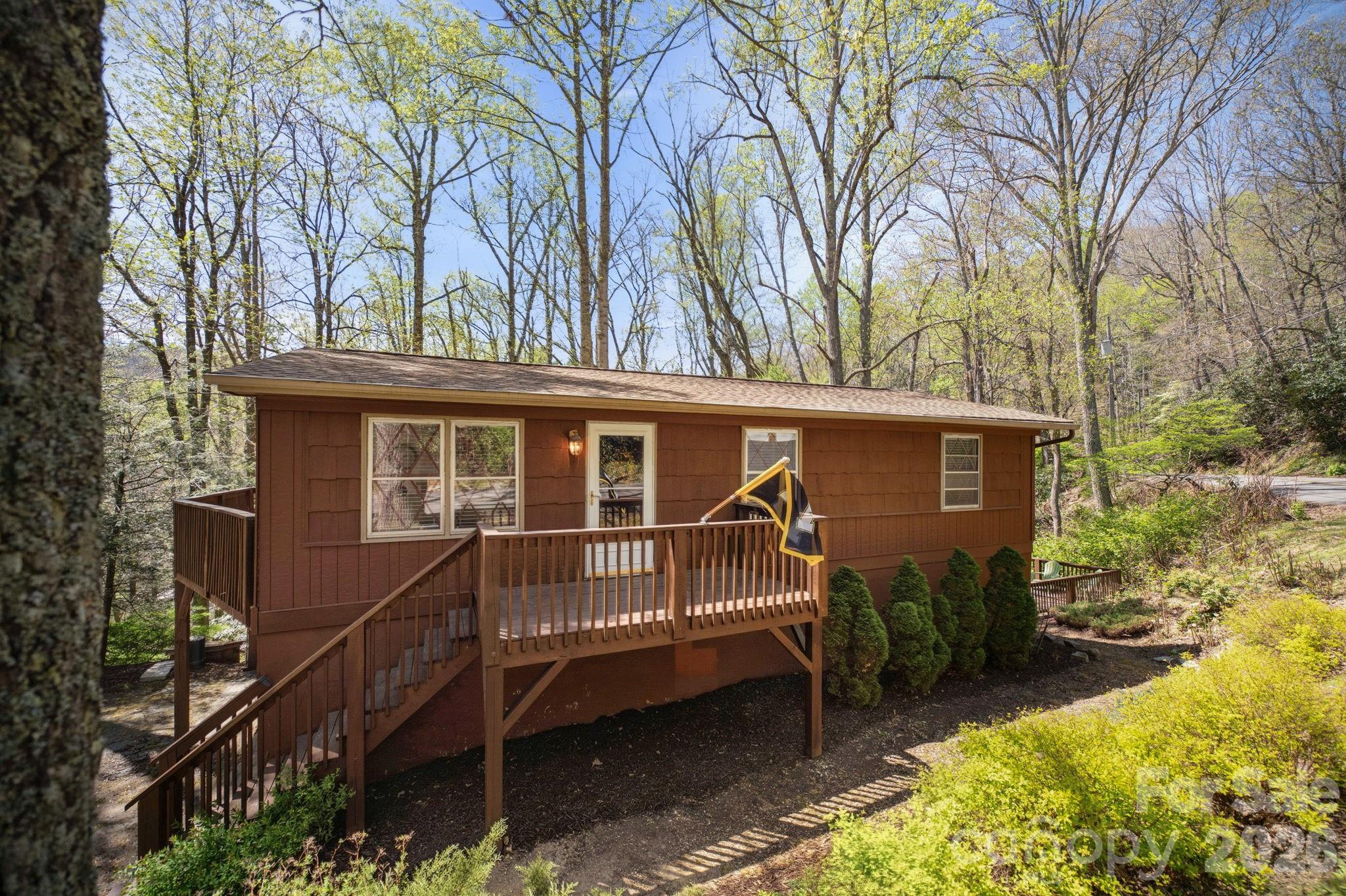 main property photo 33