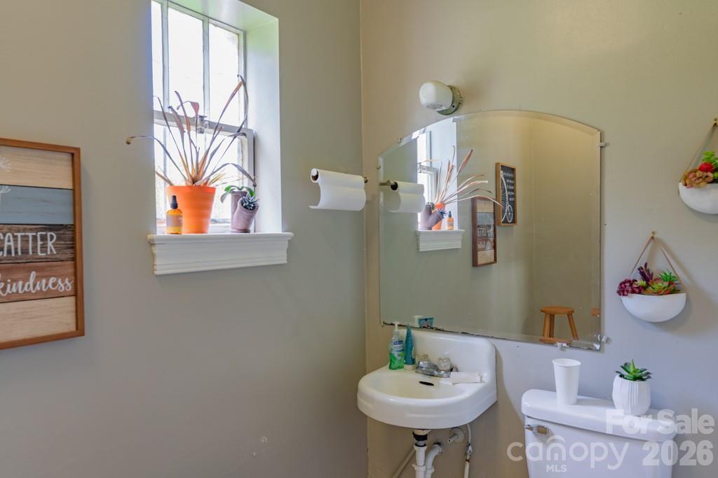 main property photo 7