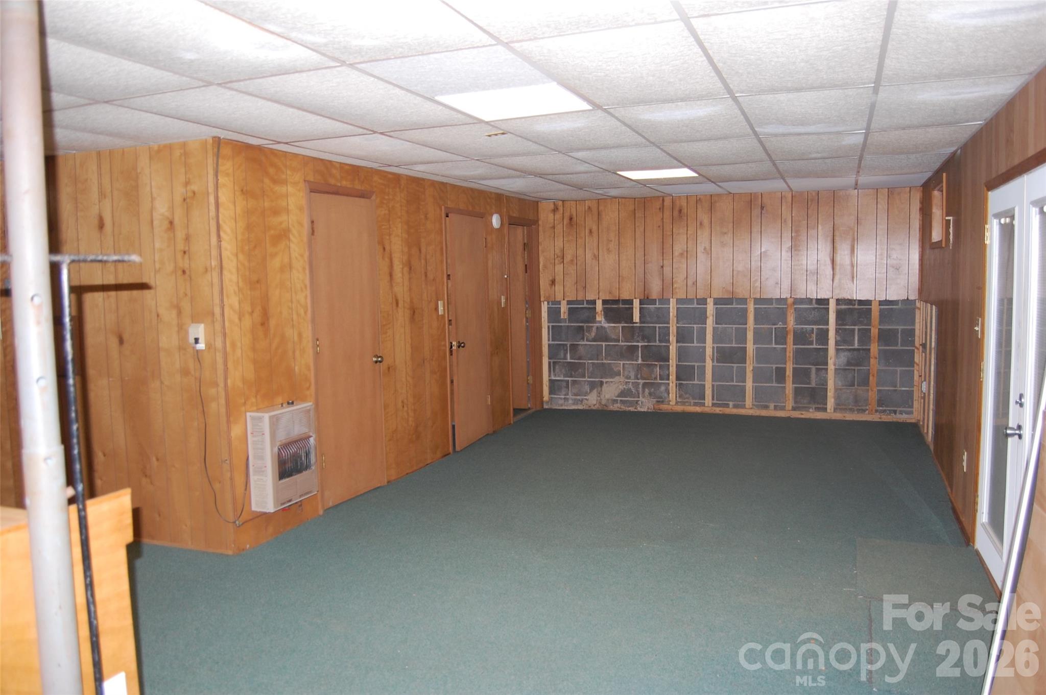main property photo 14