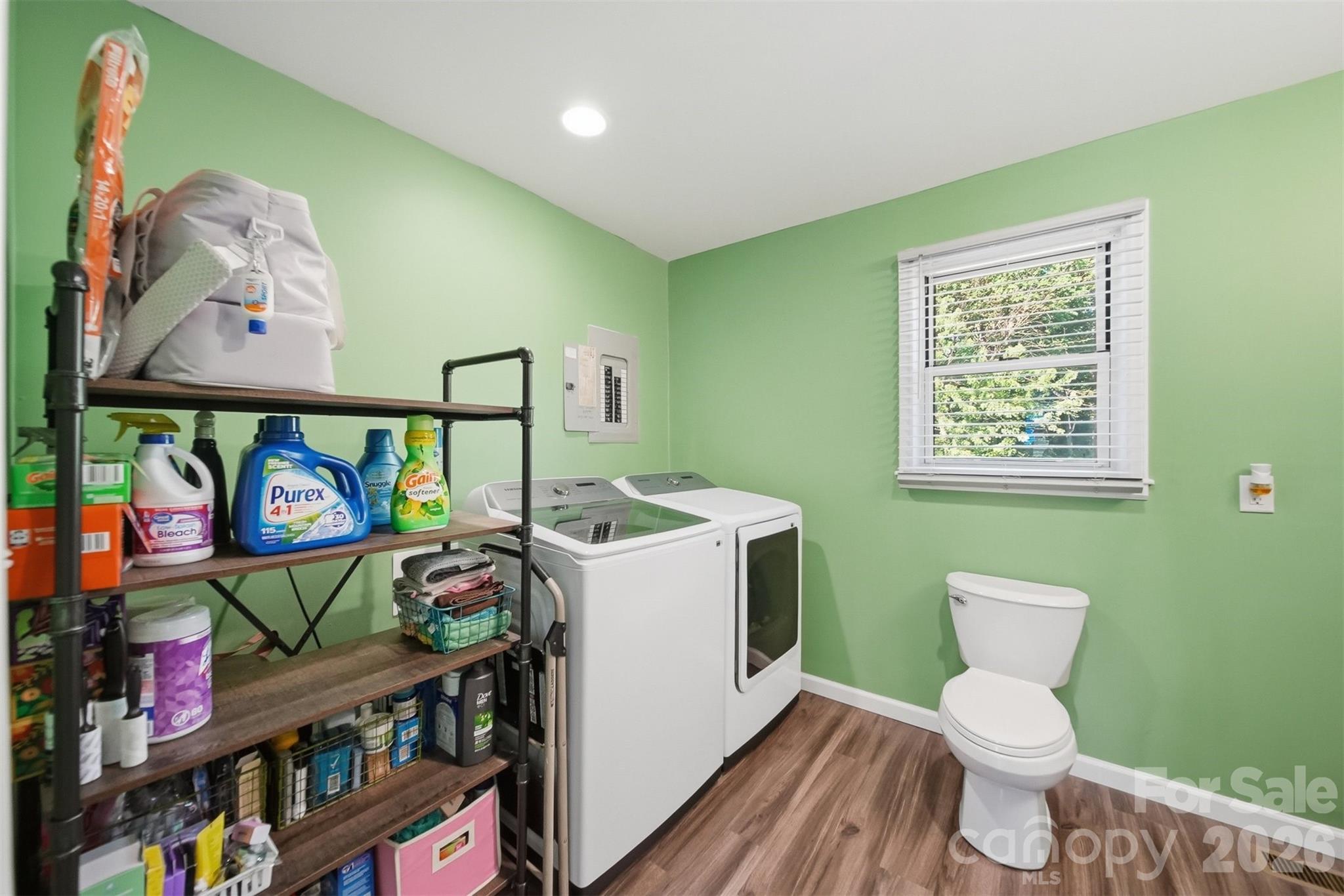 main property photo 17