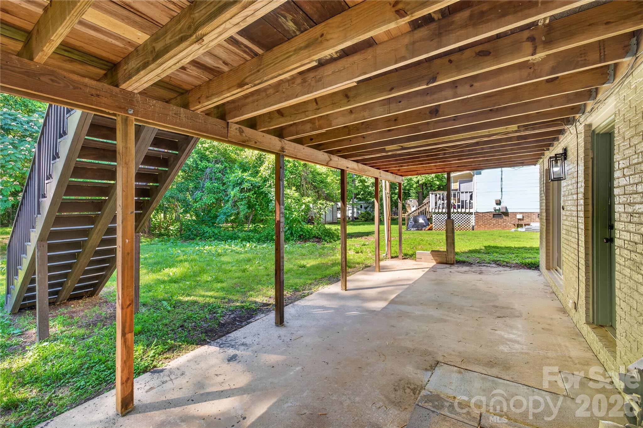 main property photo 22