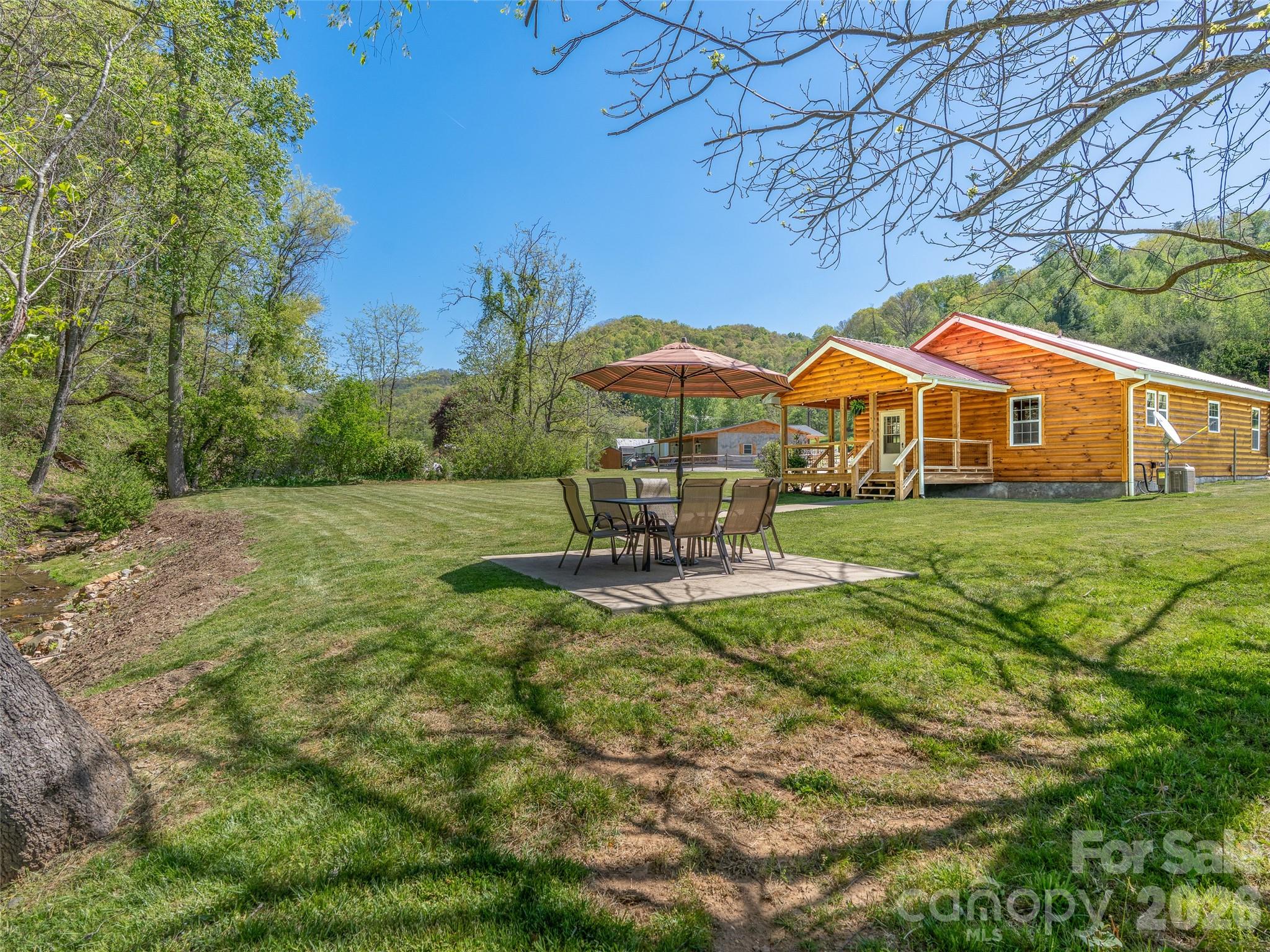 main property photo 2