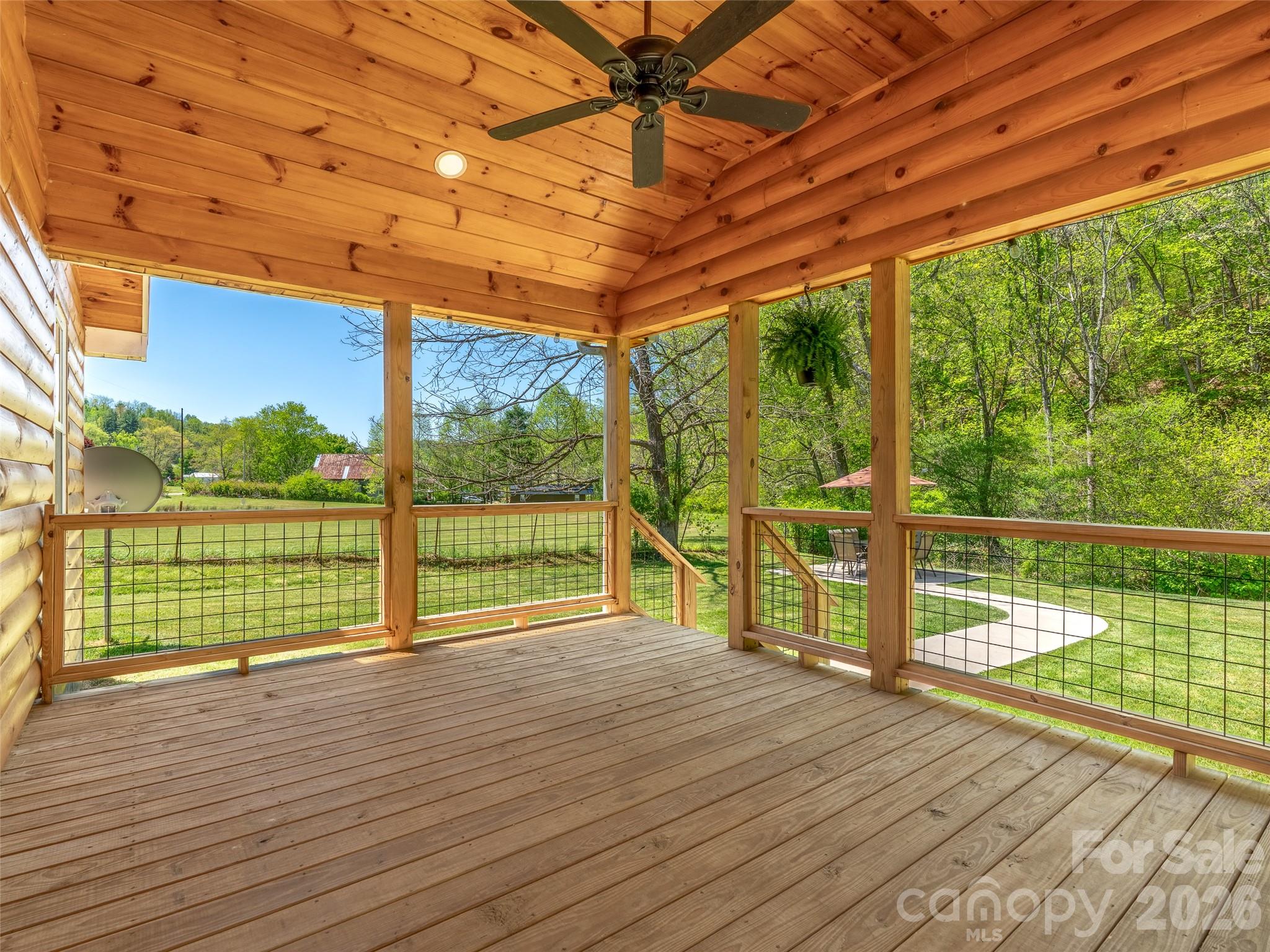 main property photo 45