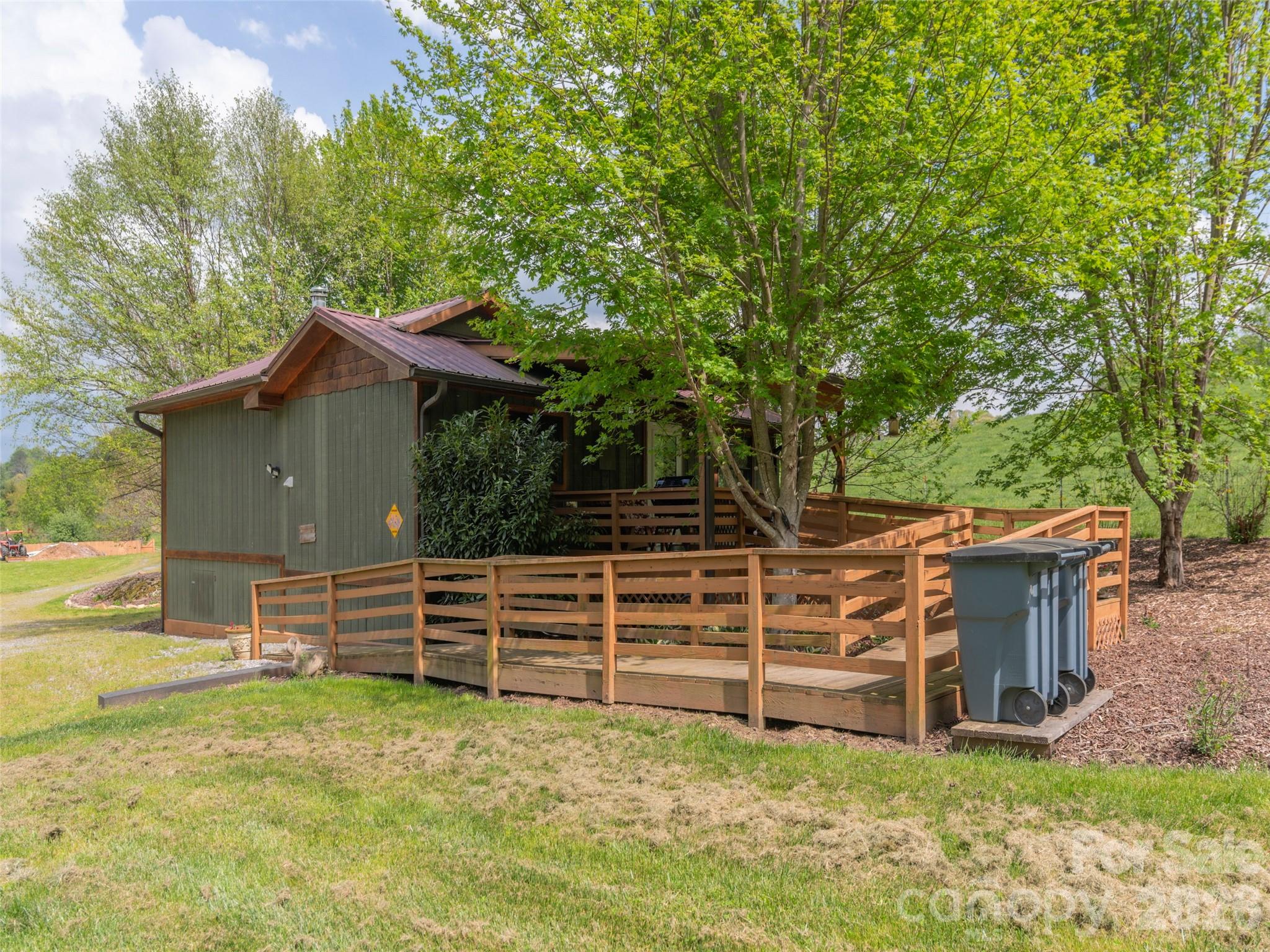 main property photo 24