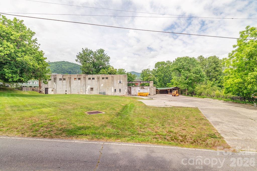 main property photo 15