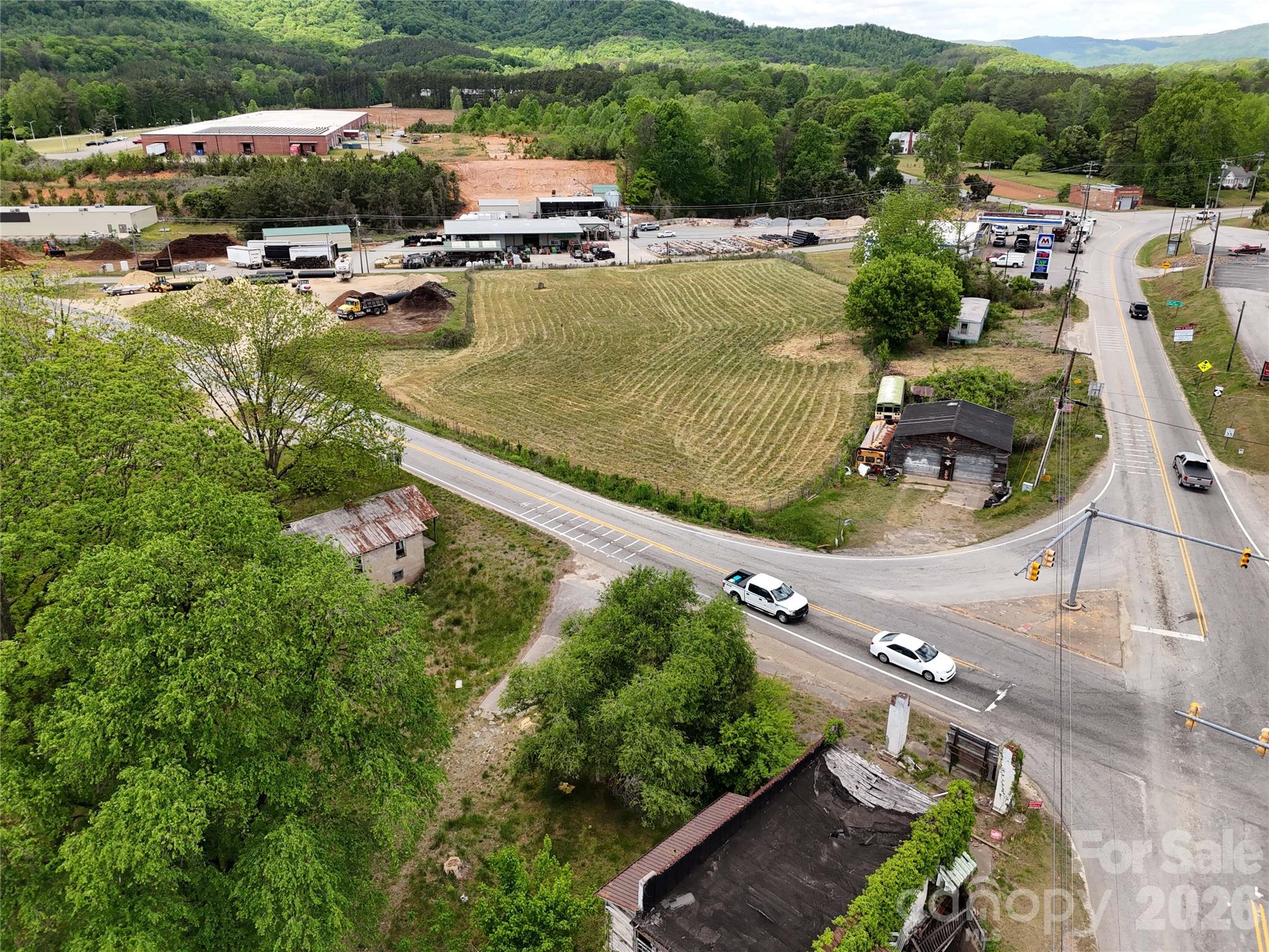 main property photo 18