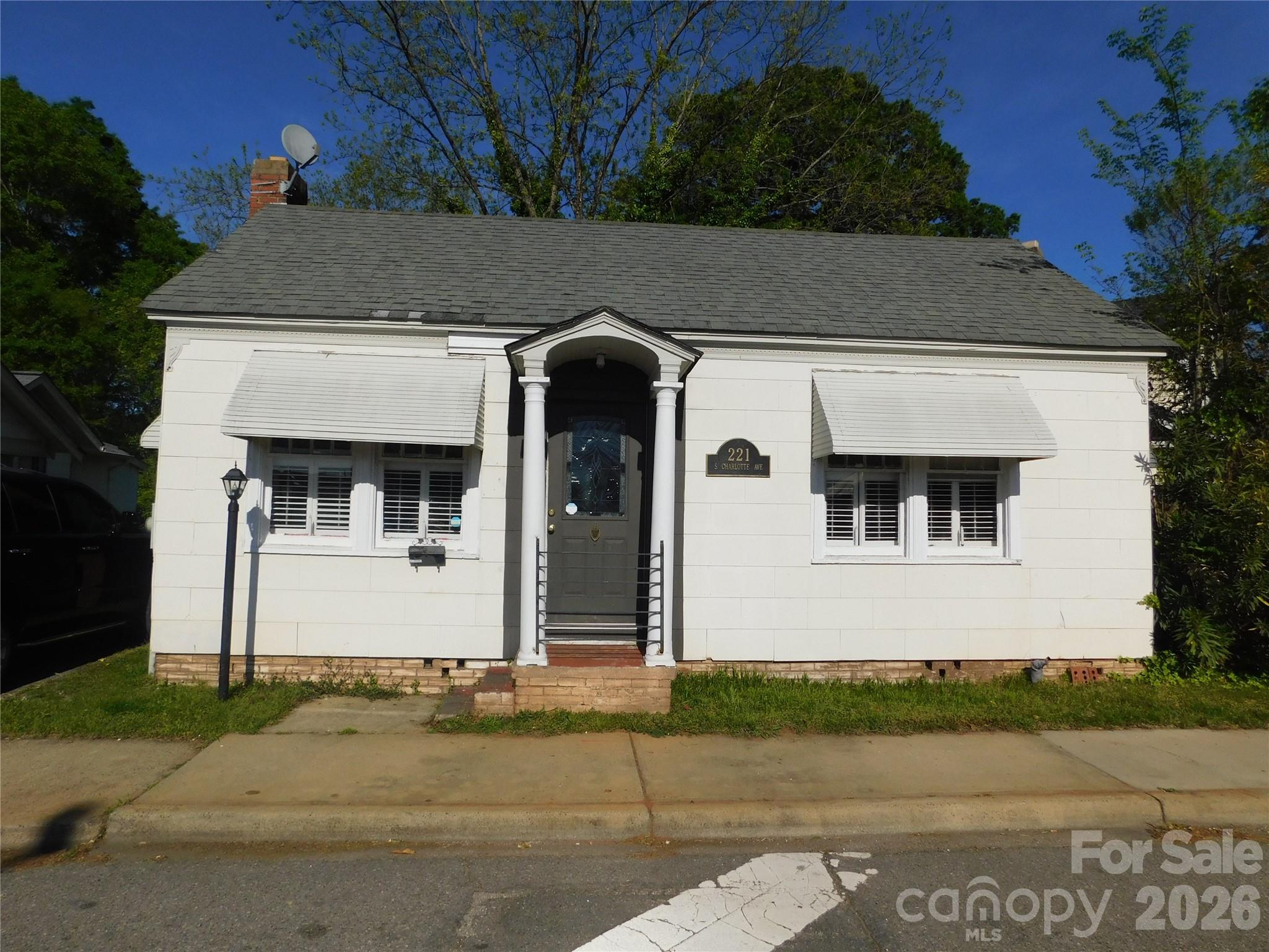 main property photo 2