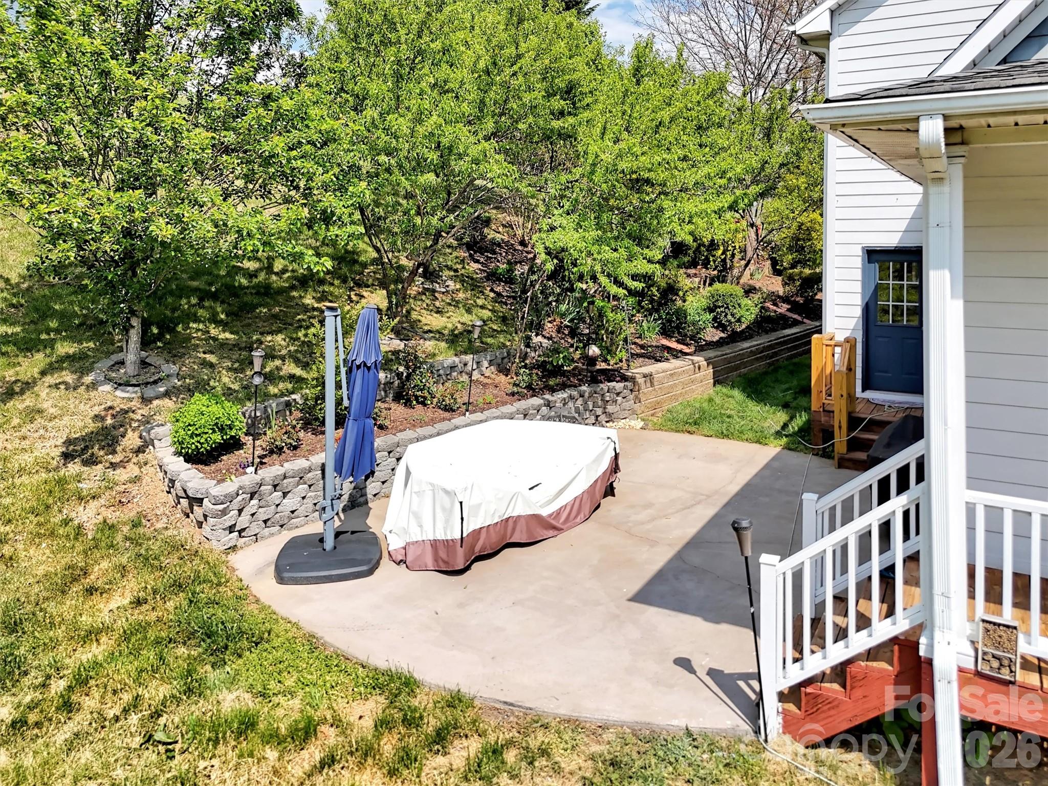 main property photo 39