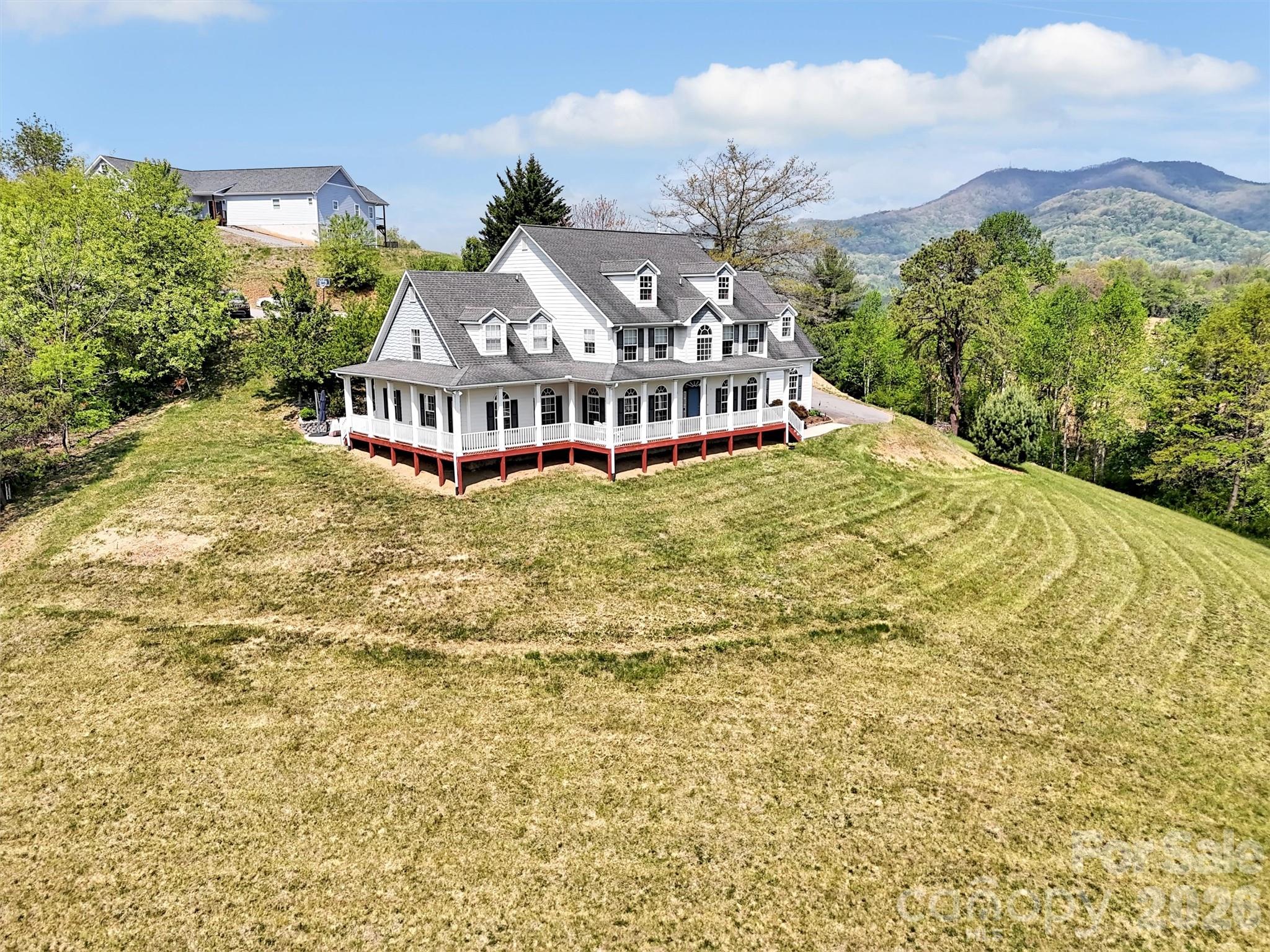 main property photo 40