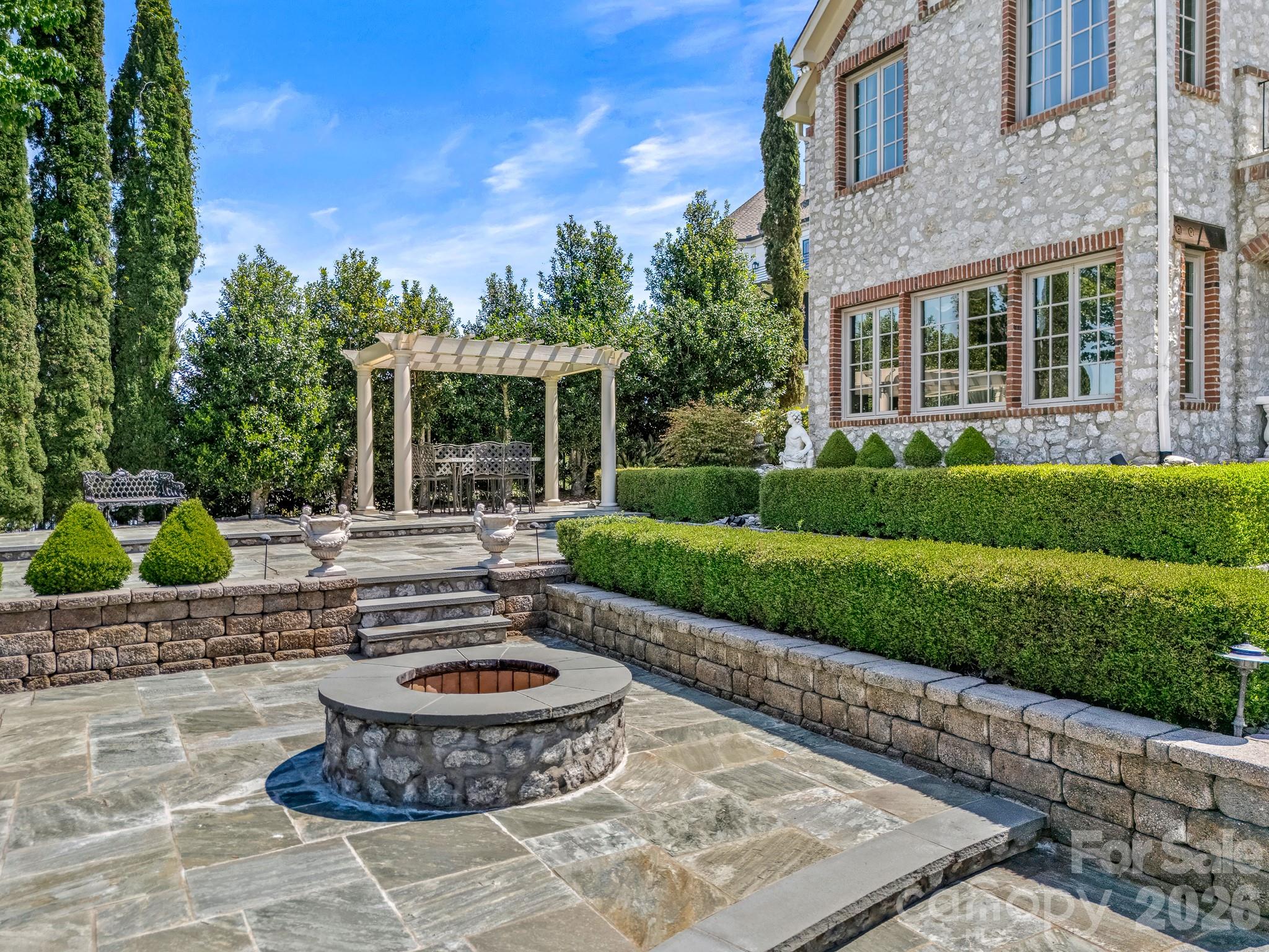 main property photo 34