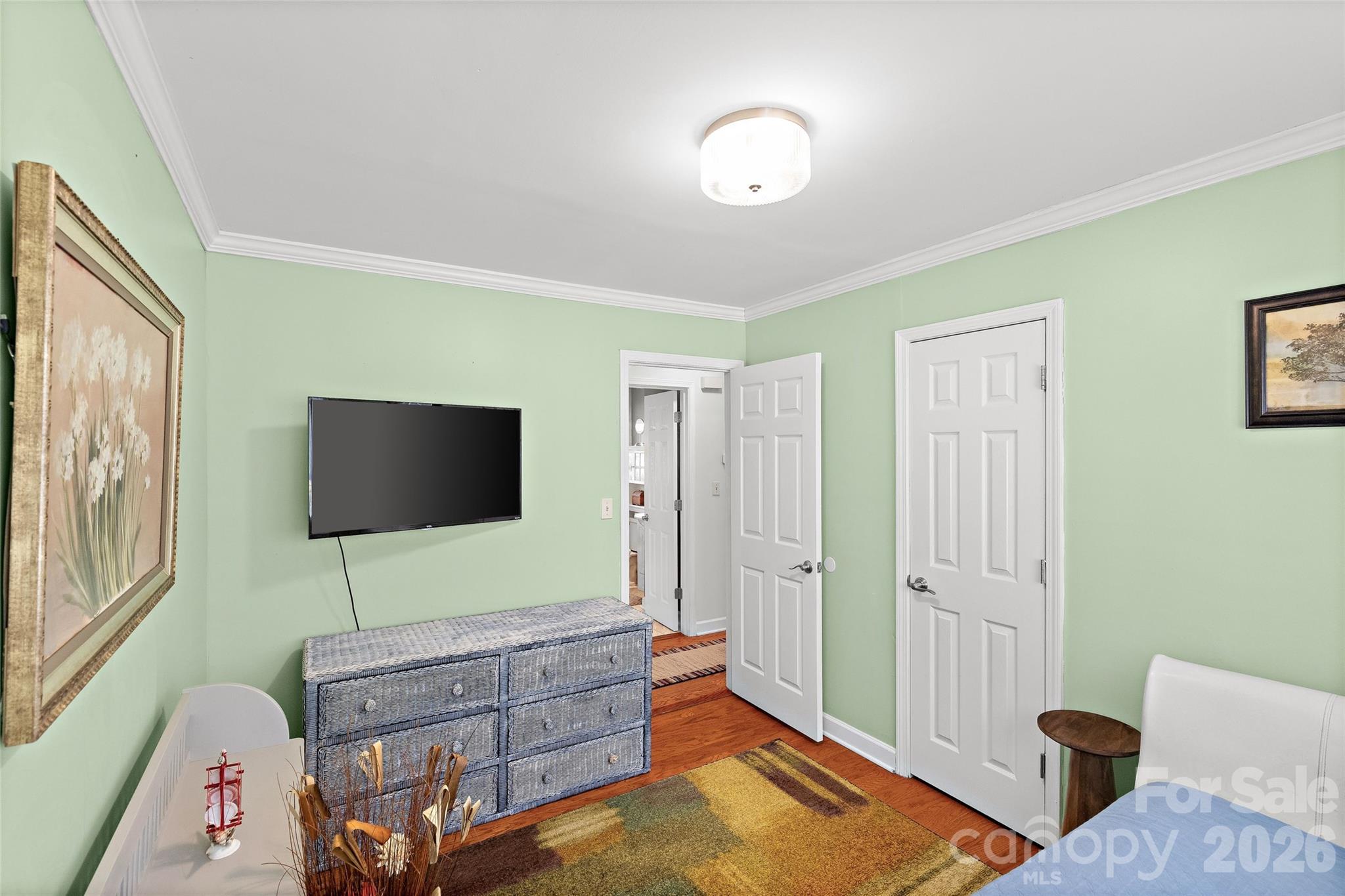 main property photo 18