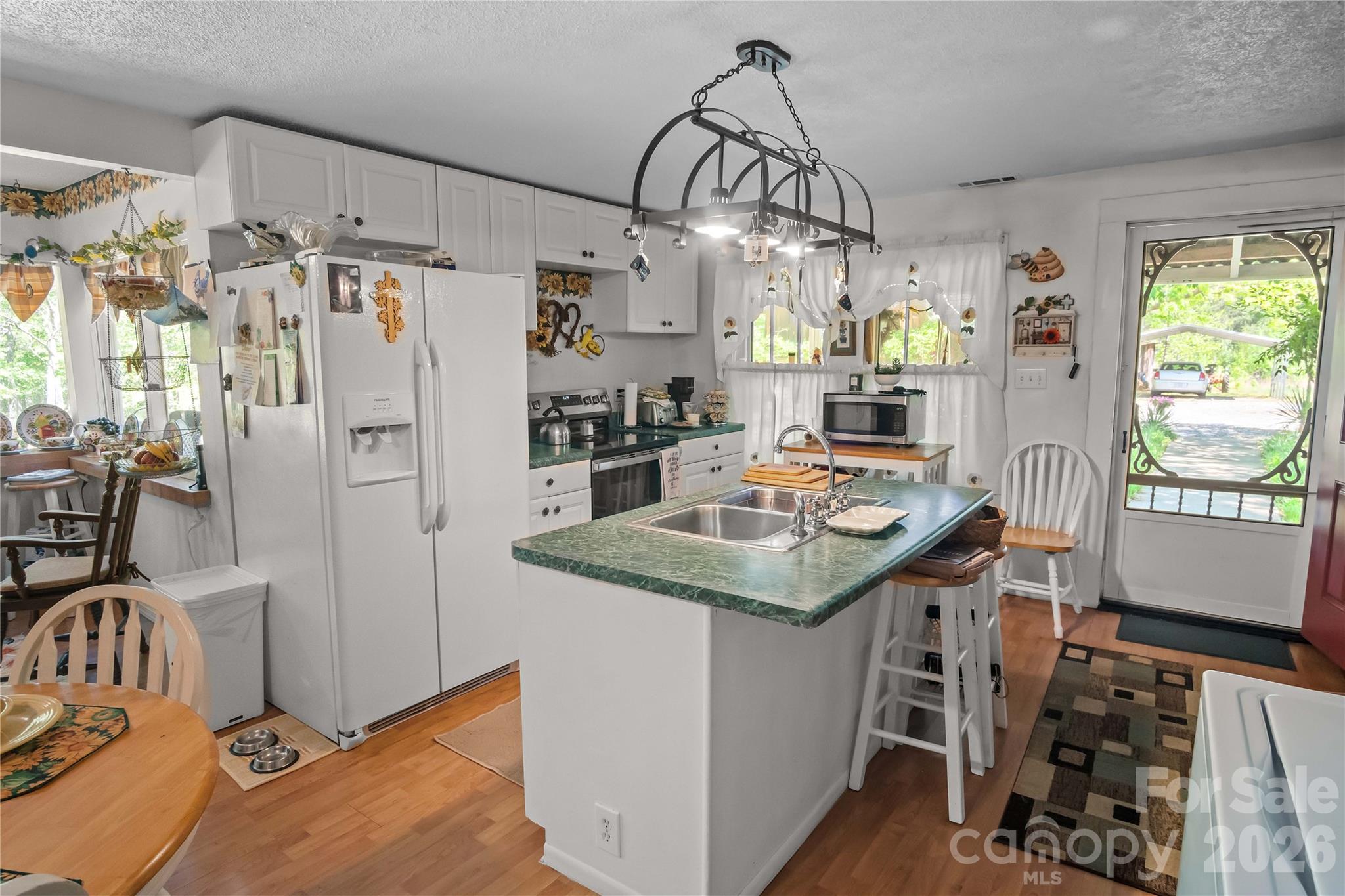 main property photo 38