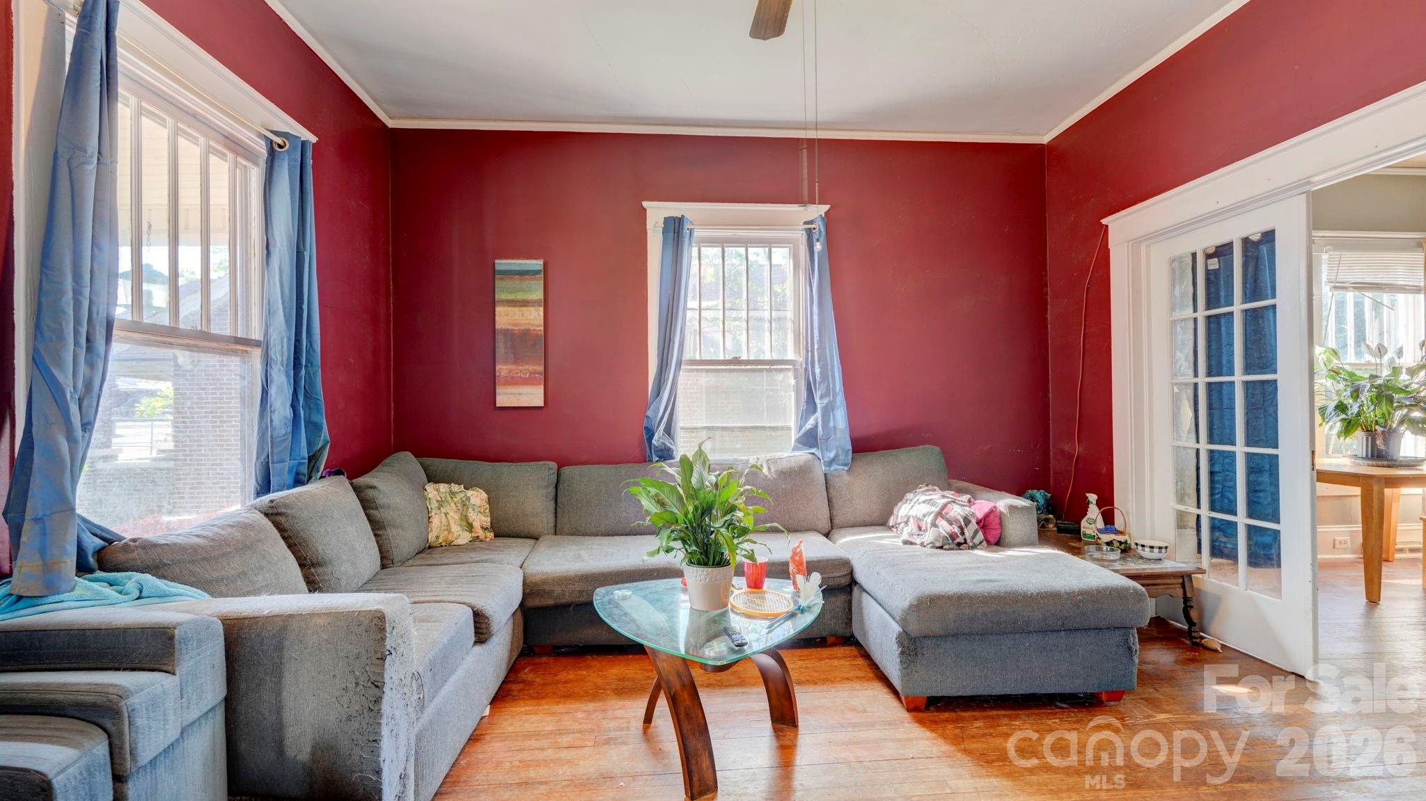 main property photo 3