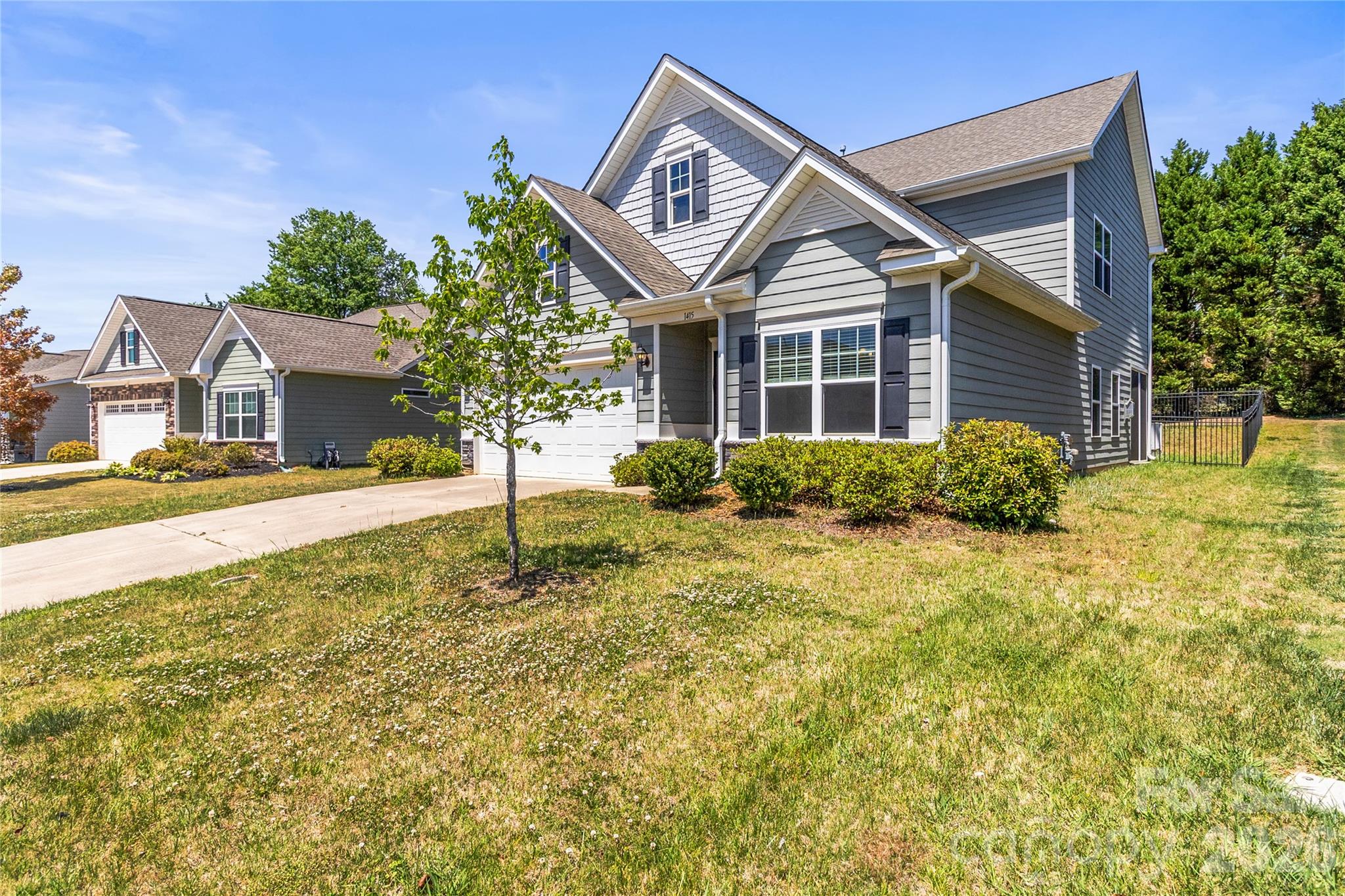 main property photo 2