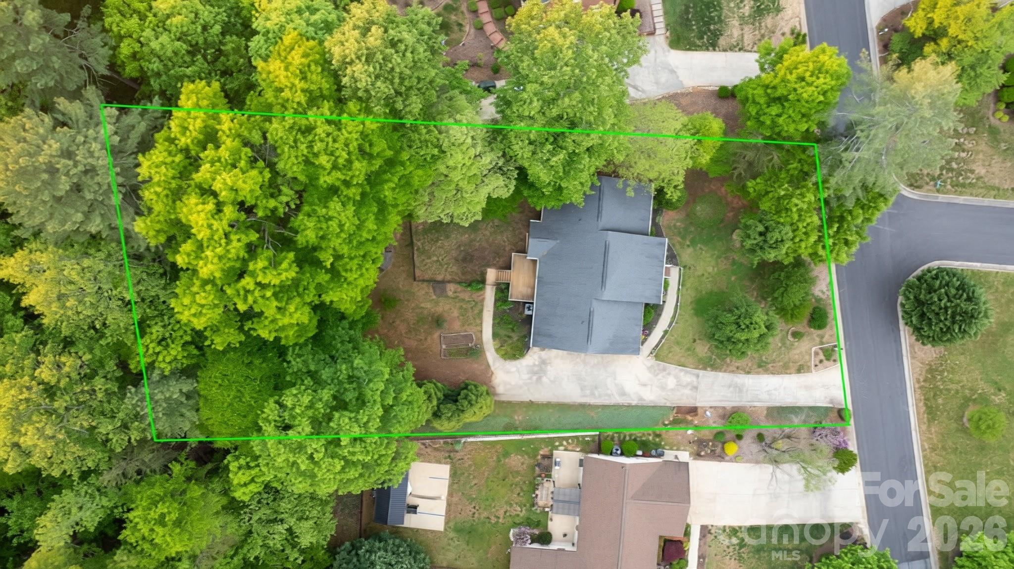 main property photo 38