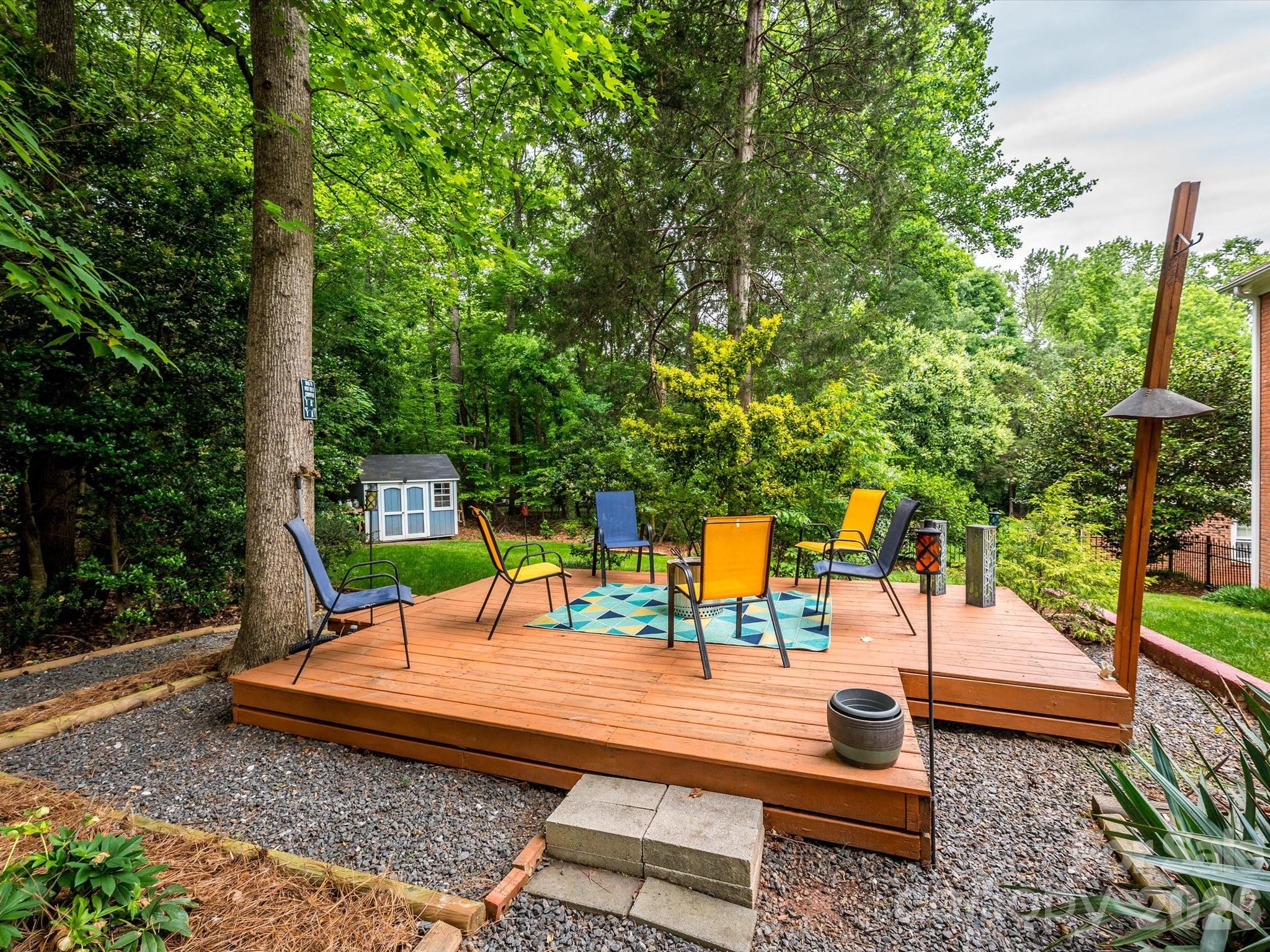 main property photo 33