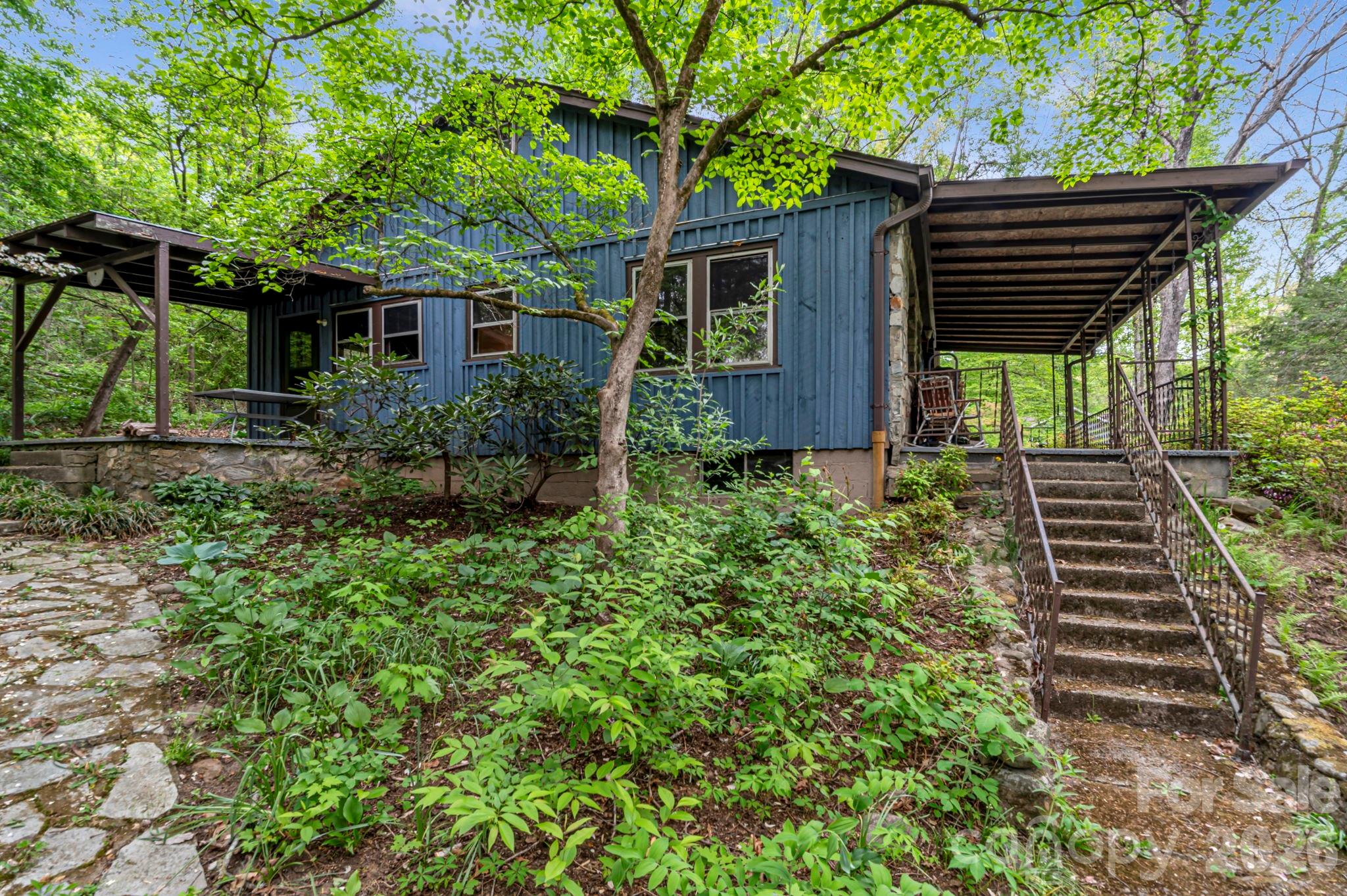 main property photo 24