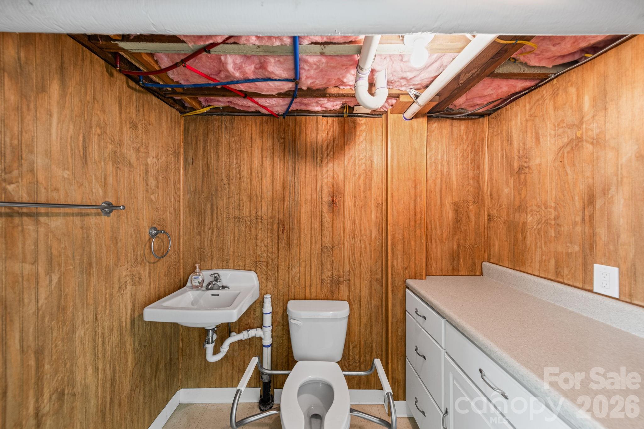 main property photo 46