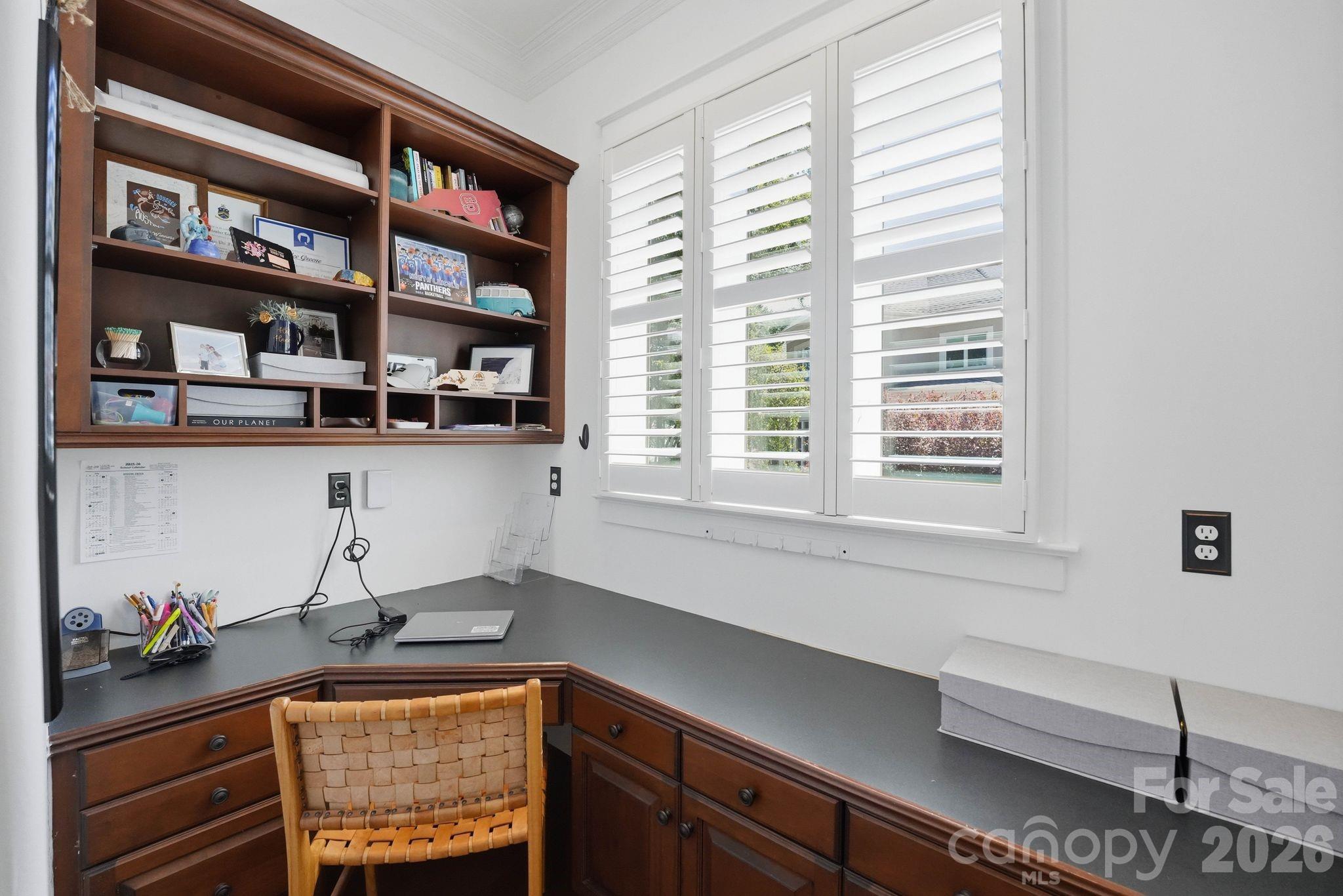 main property photo 28