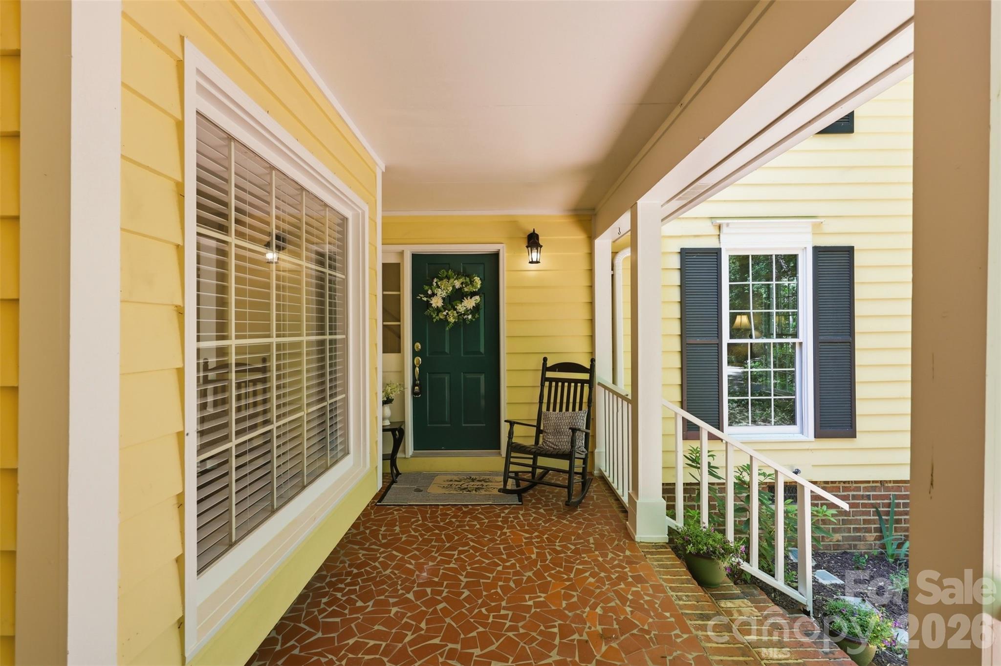 main property photo 28