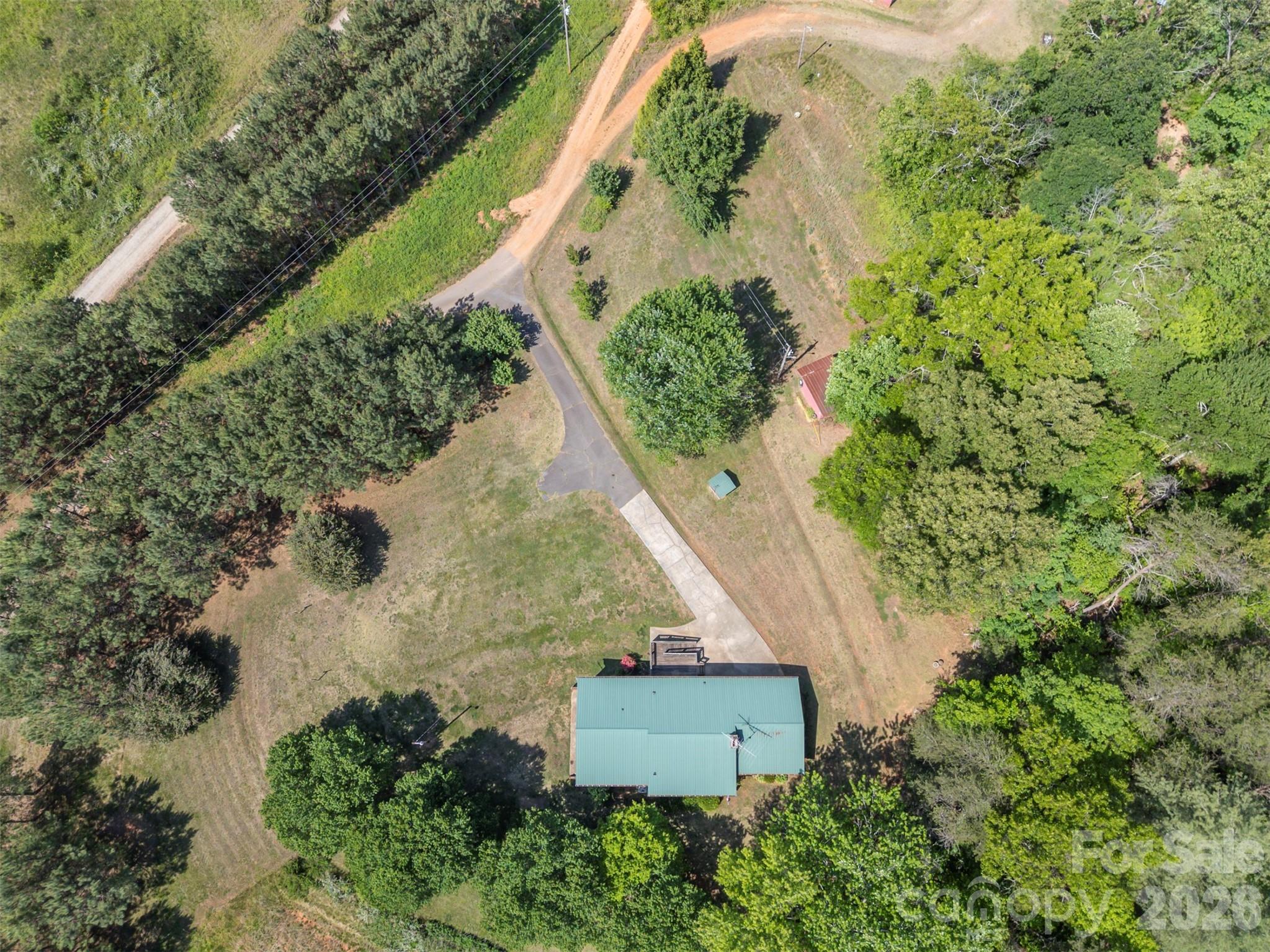 main property photo 39