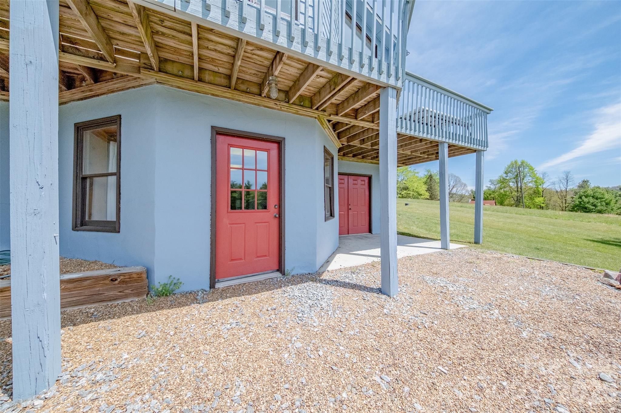 main property photo 35