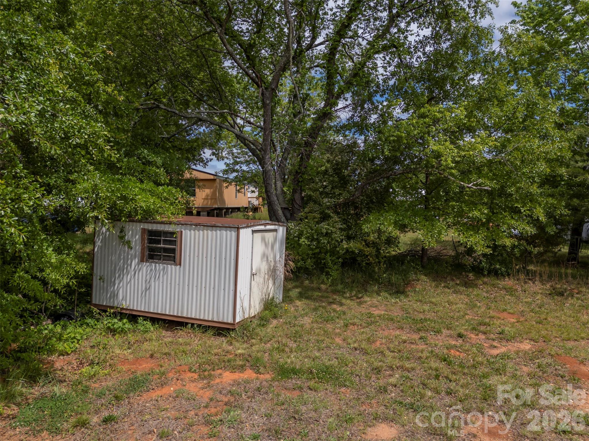 main property photo 17