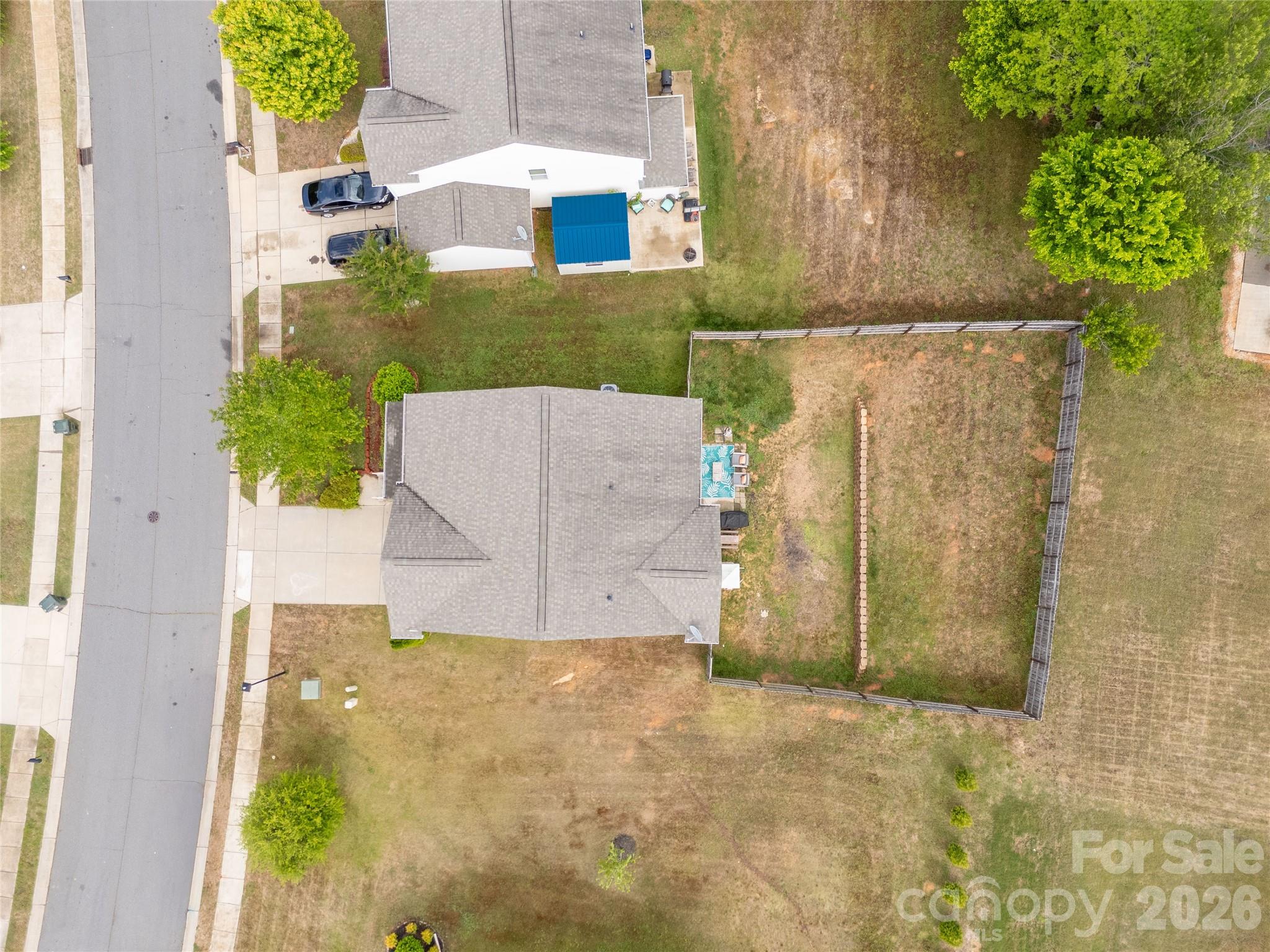 main property photo 37