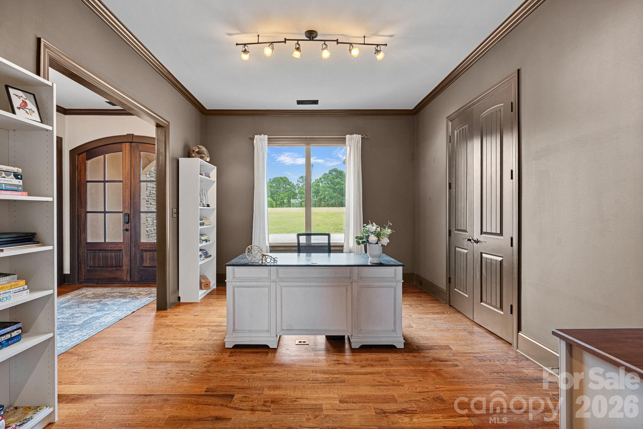 main property photo 37
