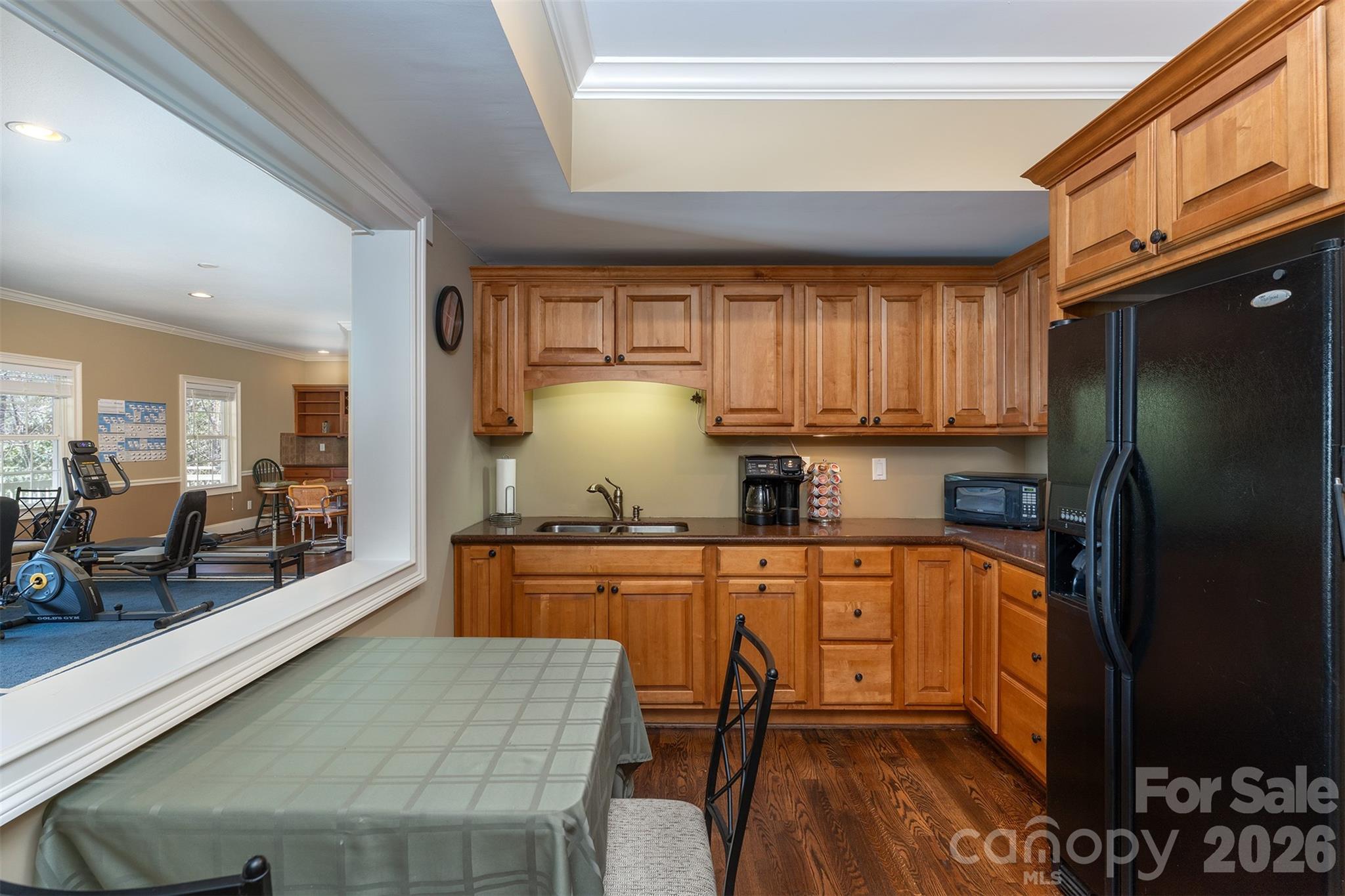 main property photo 31