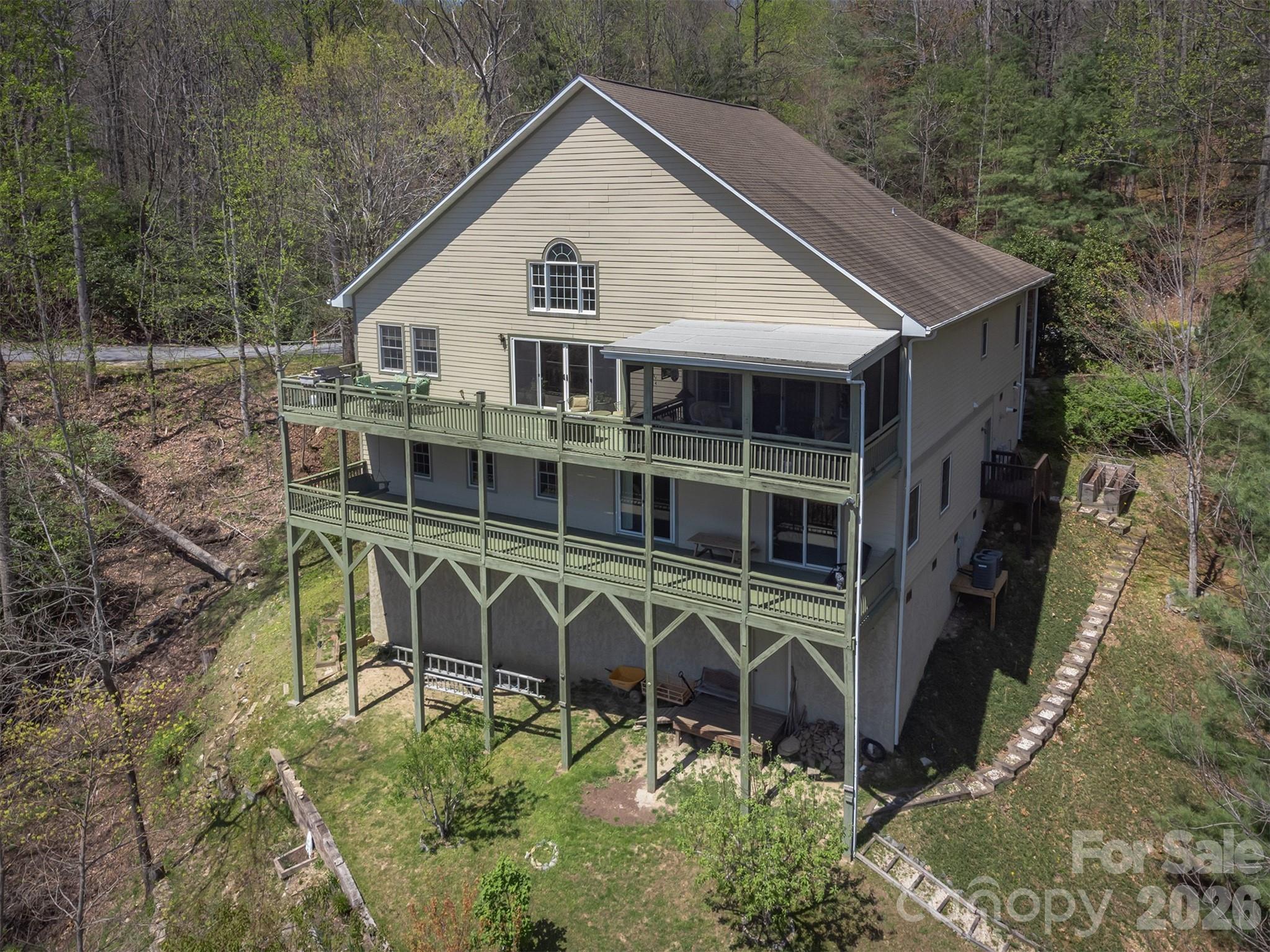 main property photo 40