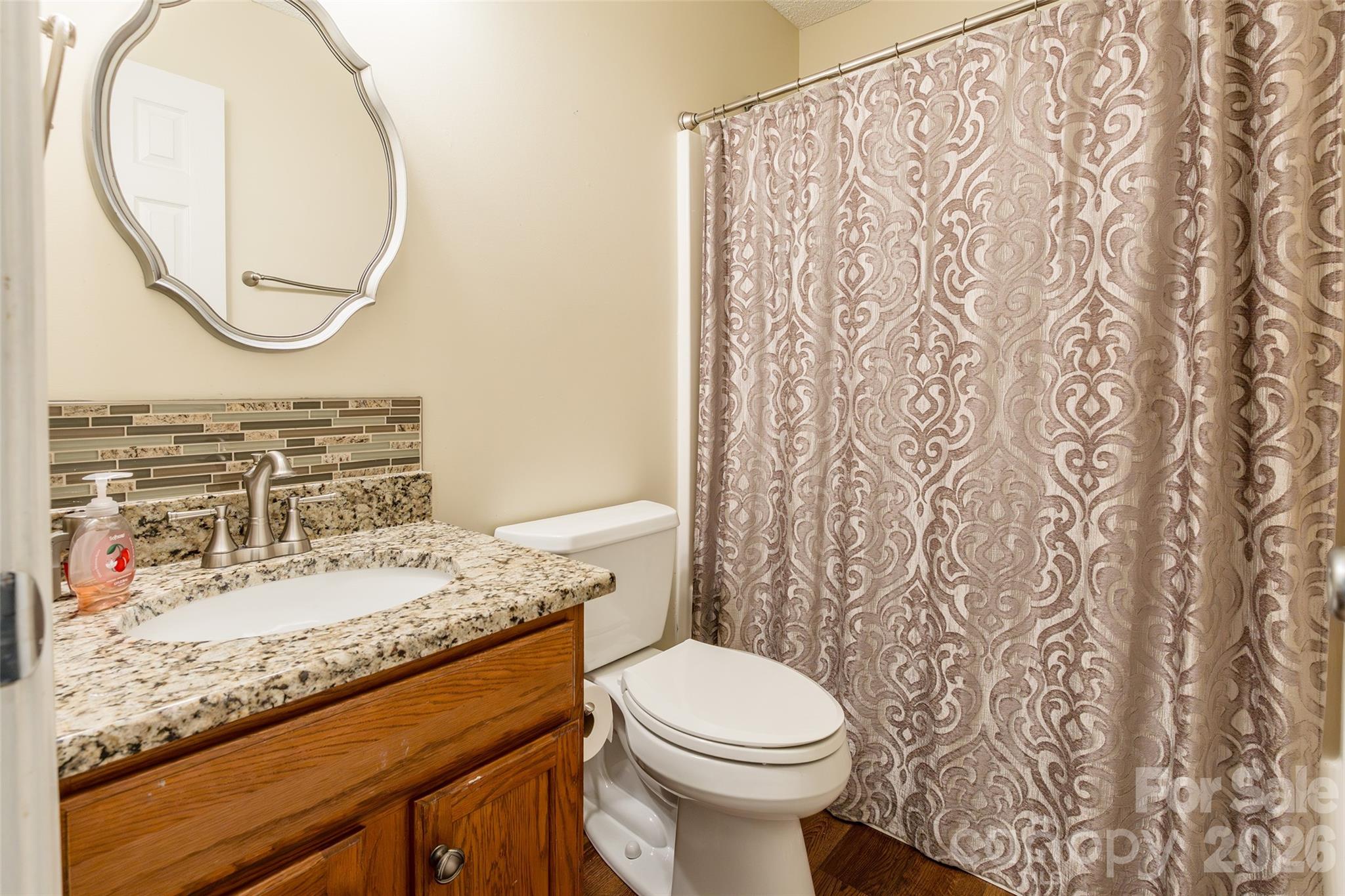 main property photo 23
