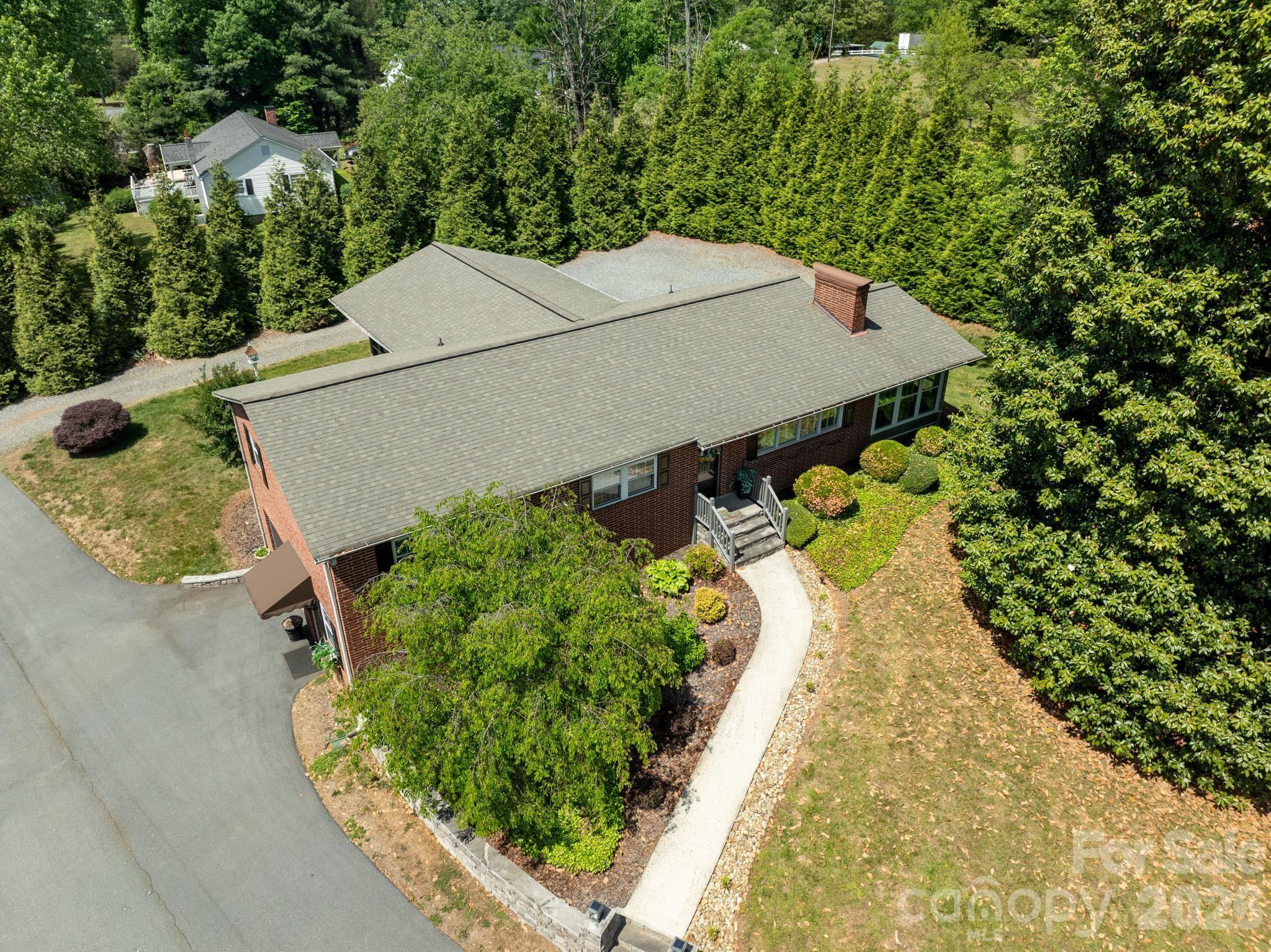 main property photo 45